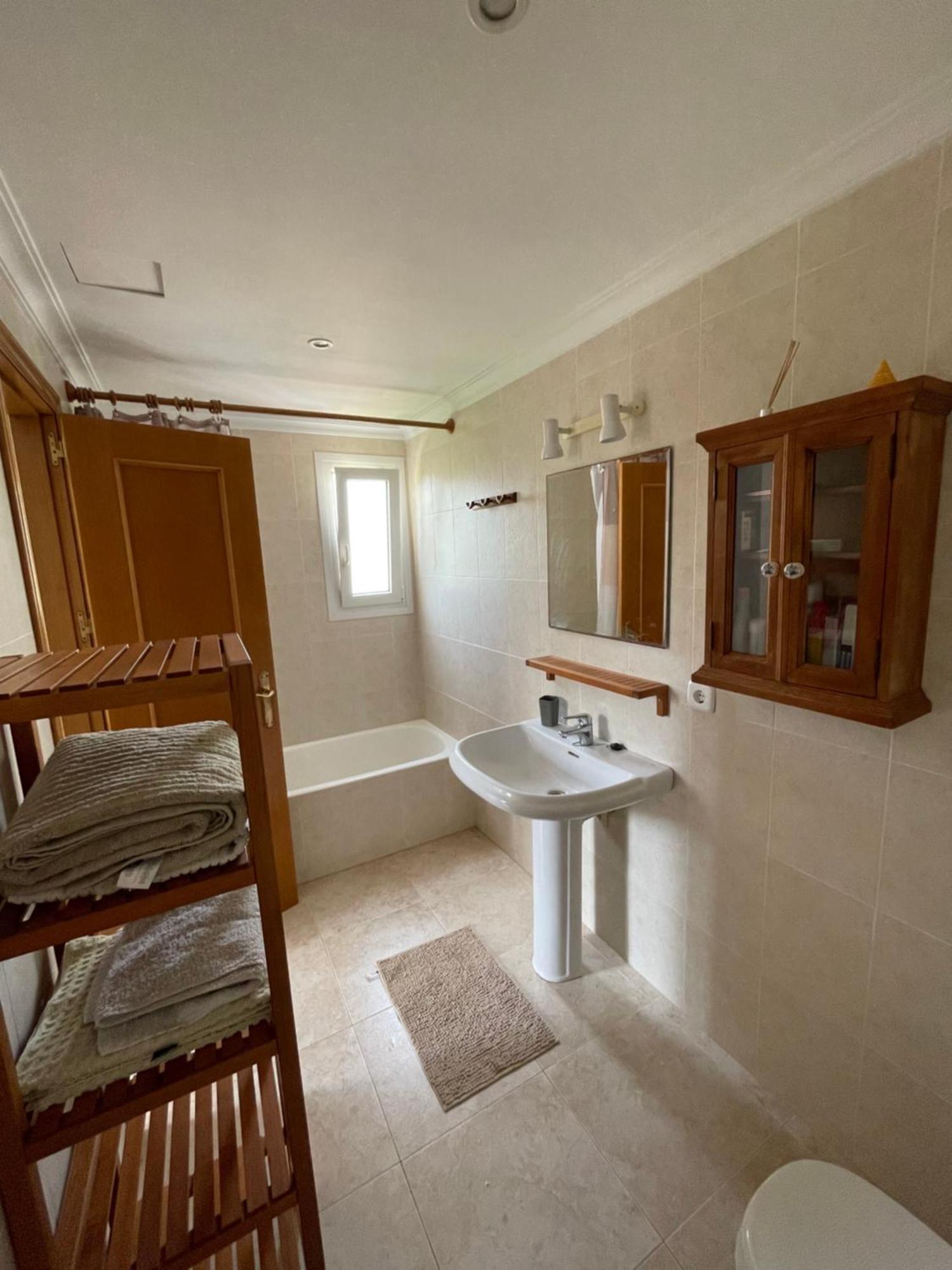 Beautiful With Sea View And Great Pool