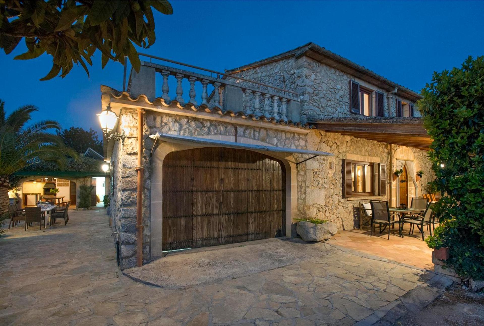 Villa Reus By Vintage Travel Pollensa