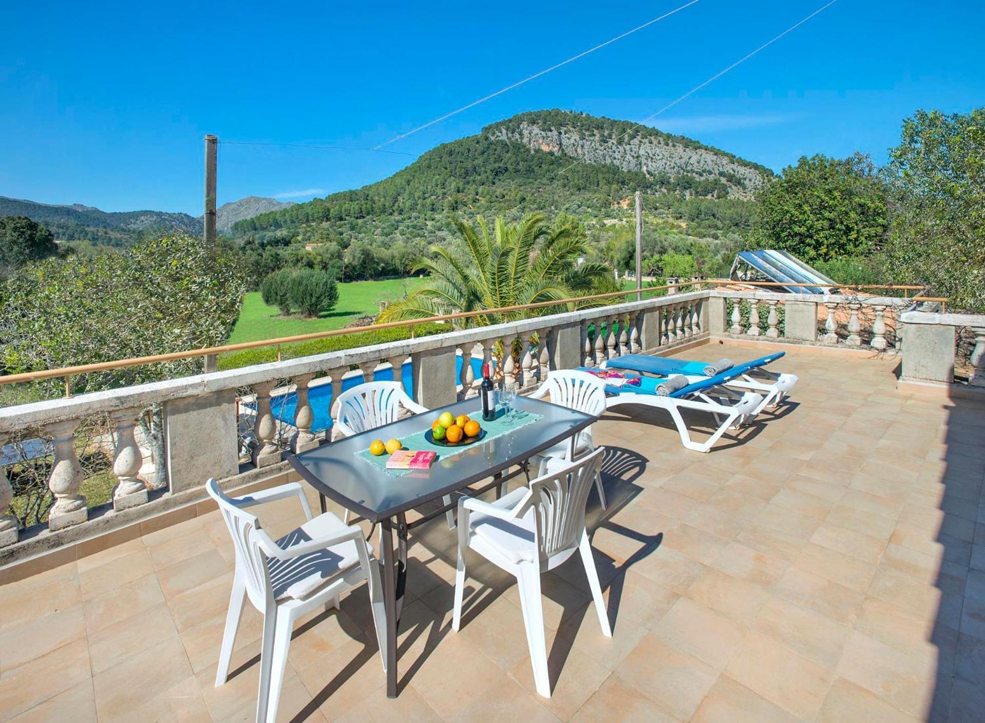 Villa Reus By Vintage Travel *