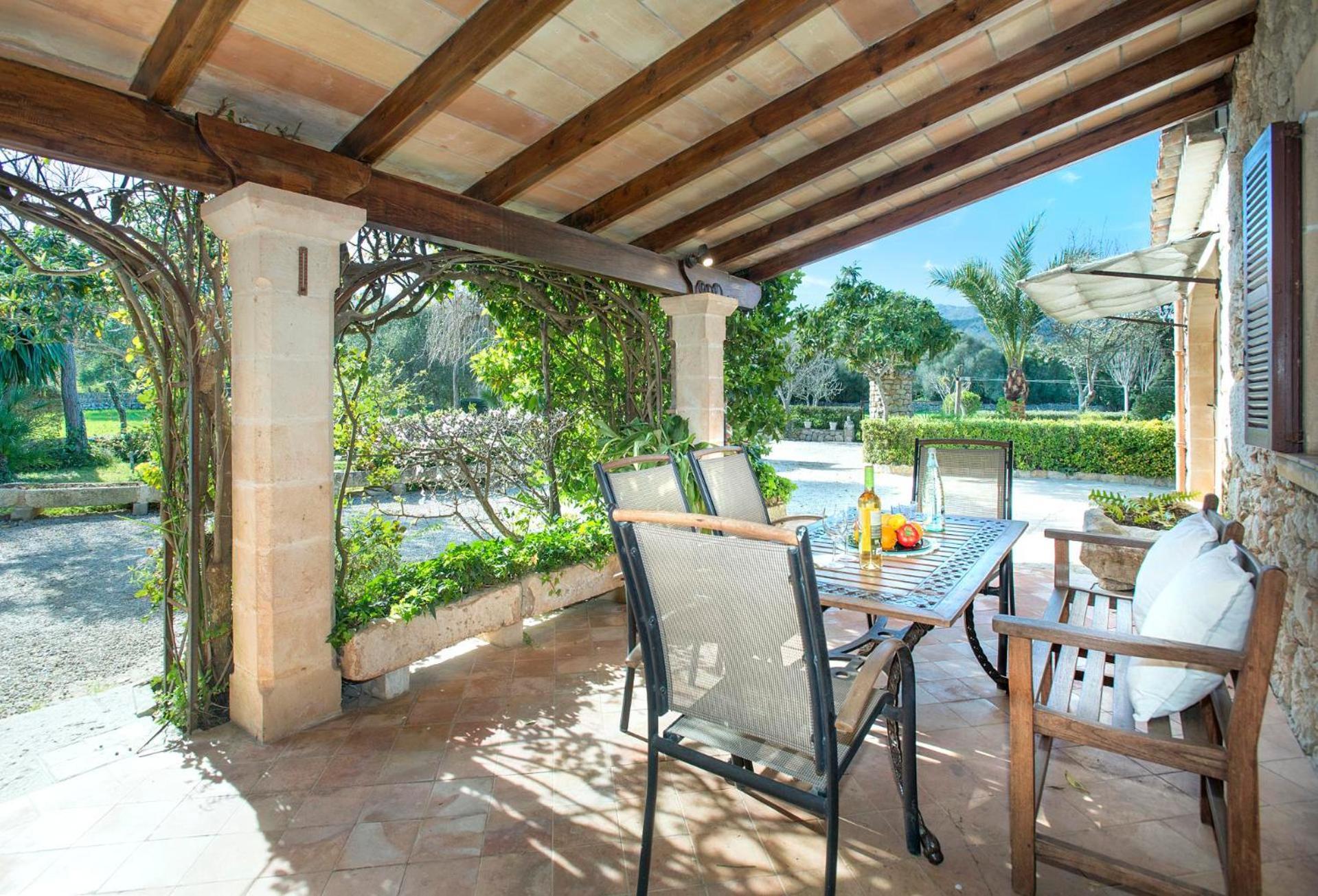 Villa Reus By Vintage Travel