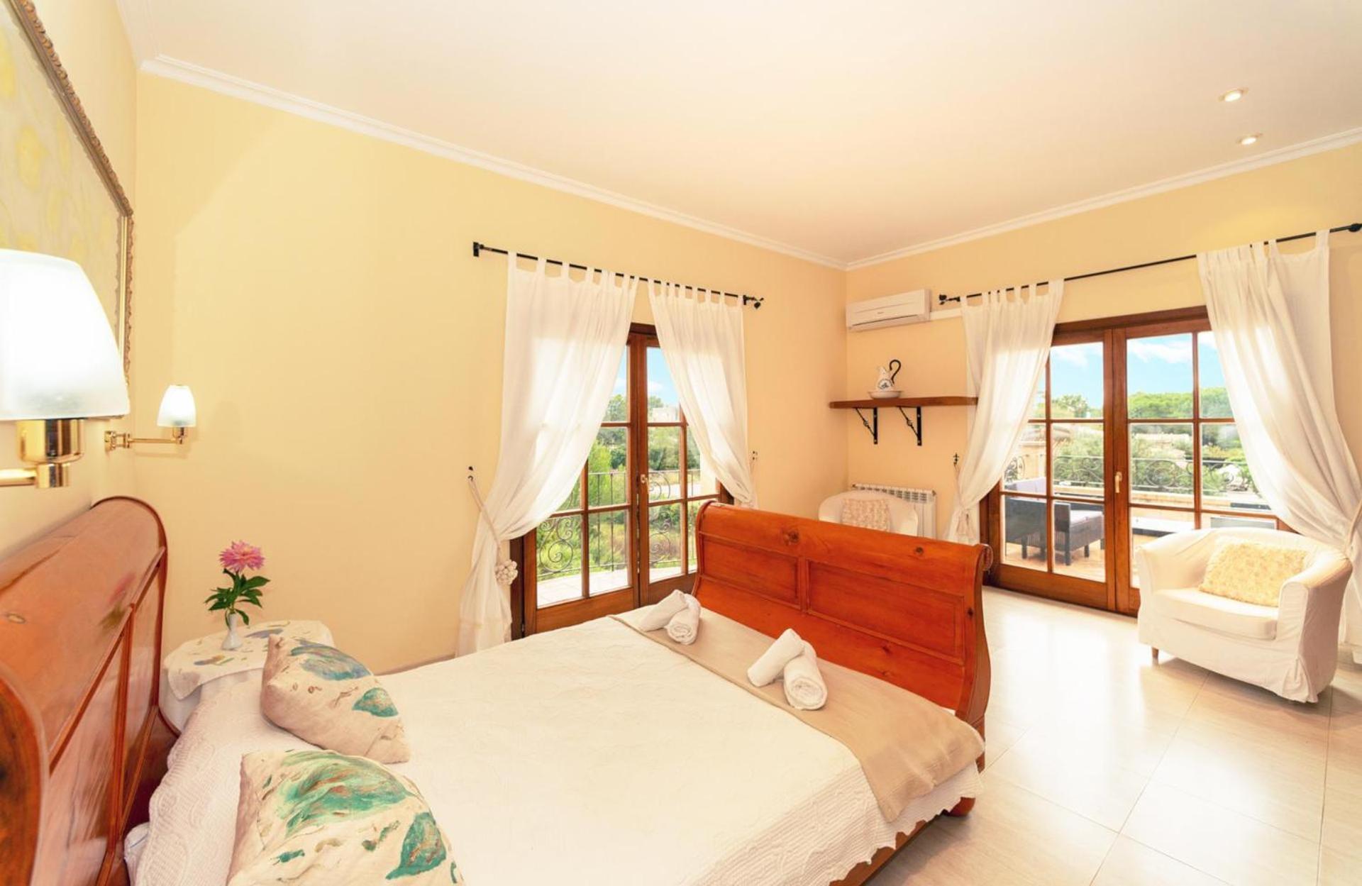 Villa Oliveres By Vintage Travel Puerto Pollensa