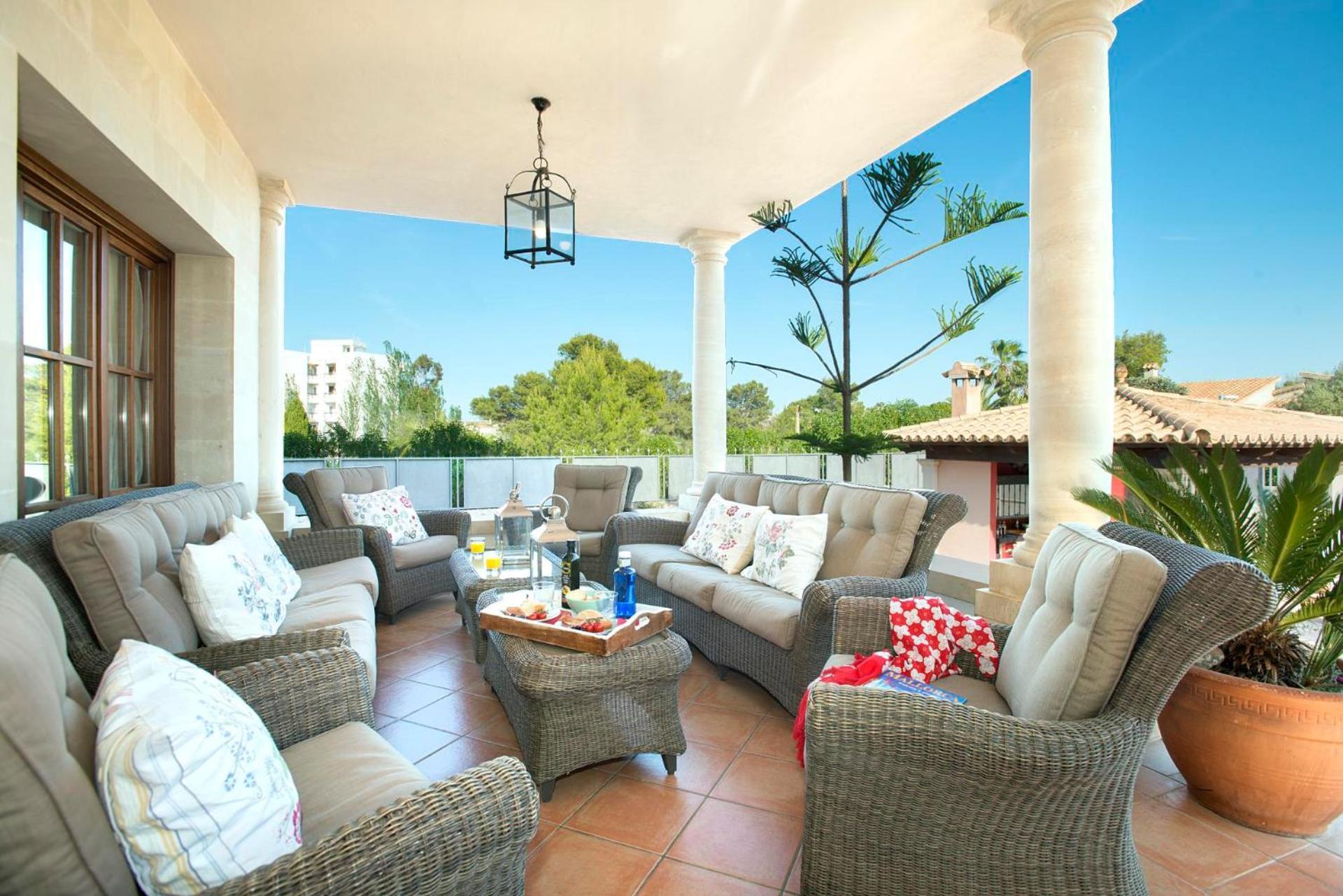 Oliveres By Vintage Travel * Puerto Pollensa
