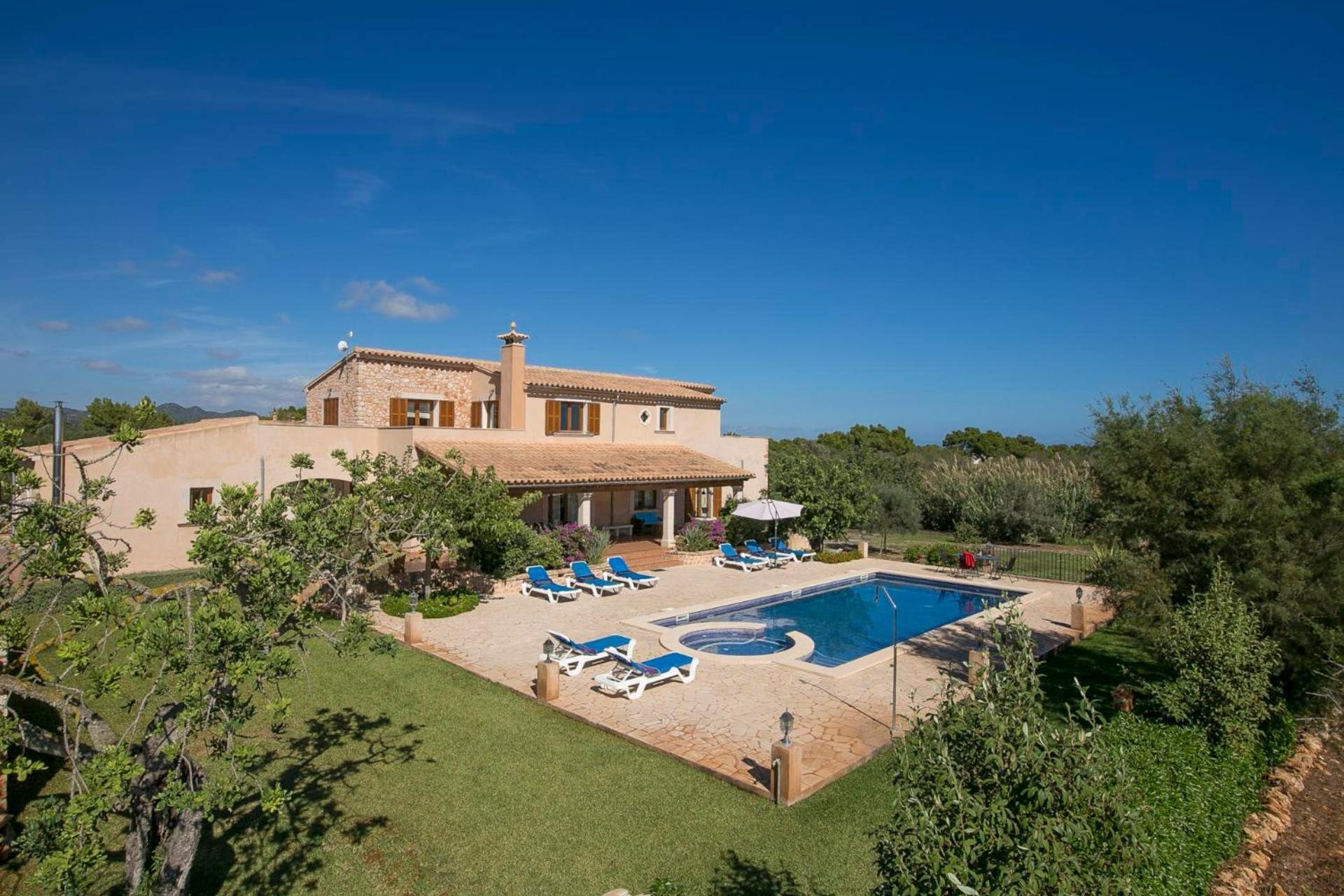Sa Marina Villa *