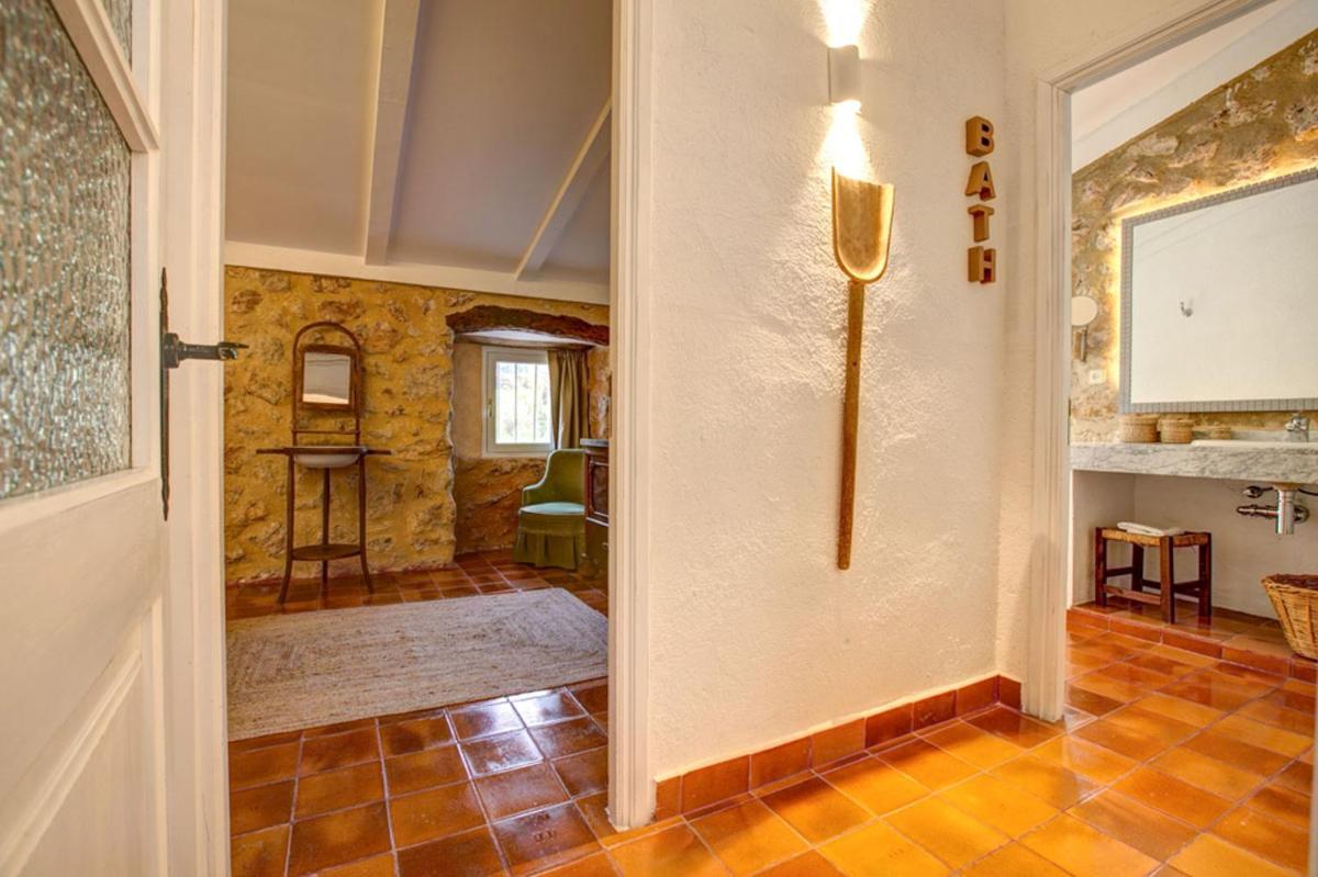 Camp D'avall By Vintage Travel * Pollensa