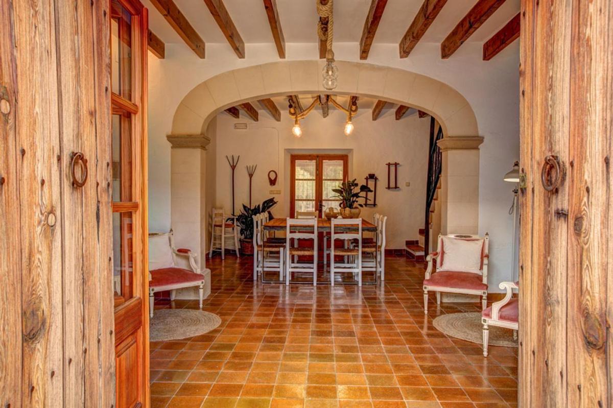 Camp D'avall By Vintage Travel