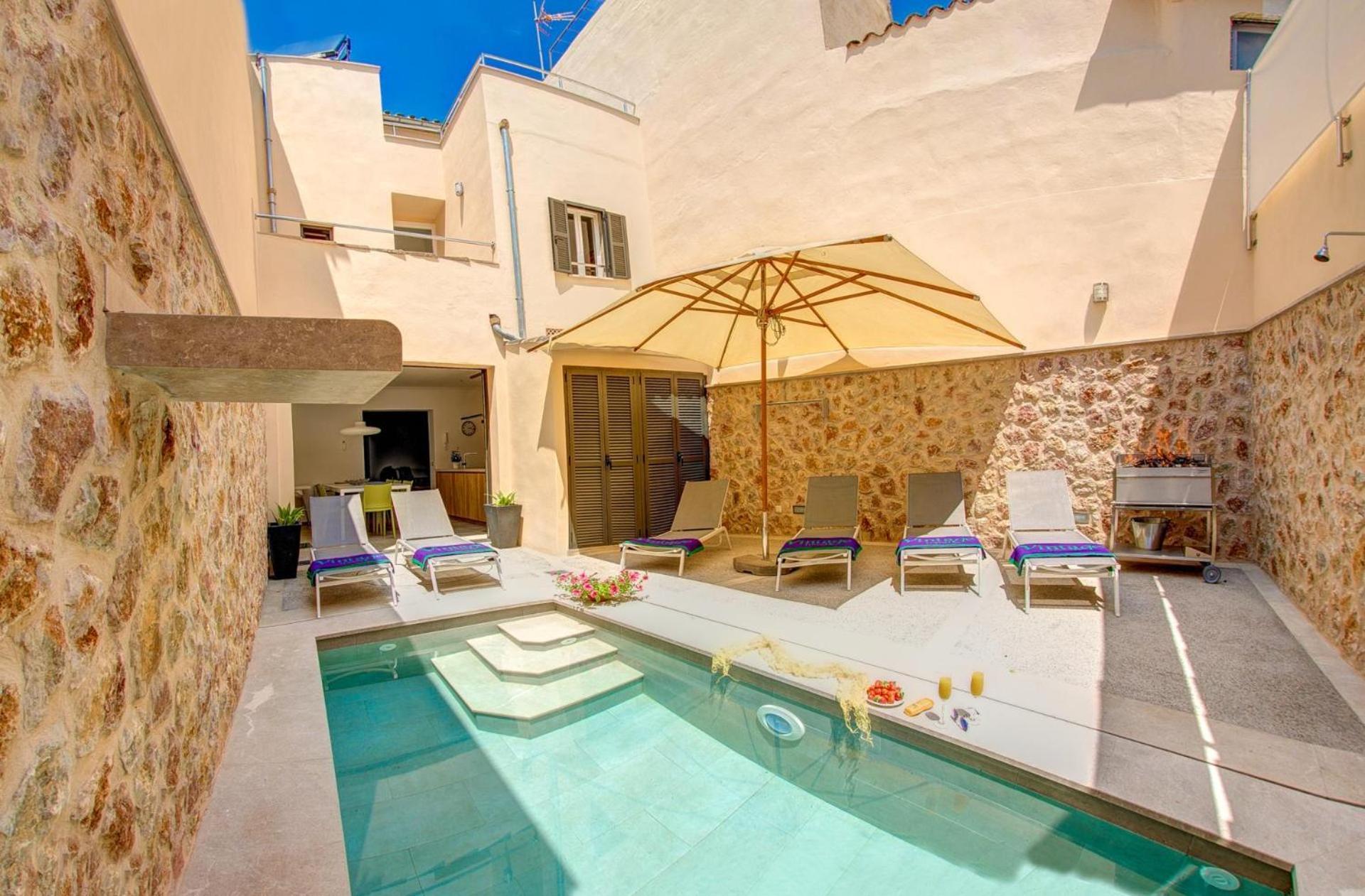 Lhorta By Vintage Travel * Pollensa