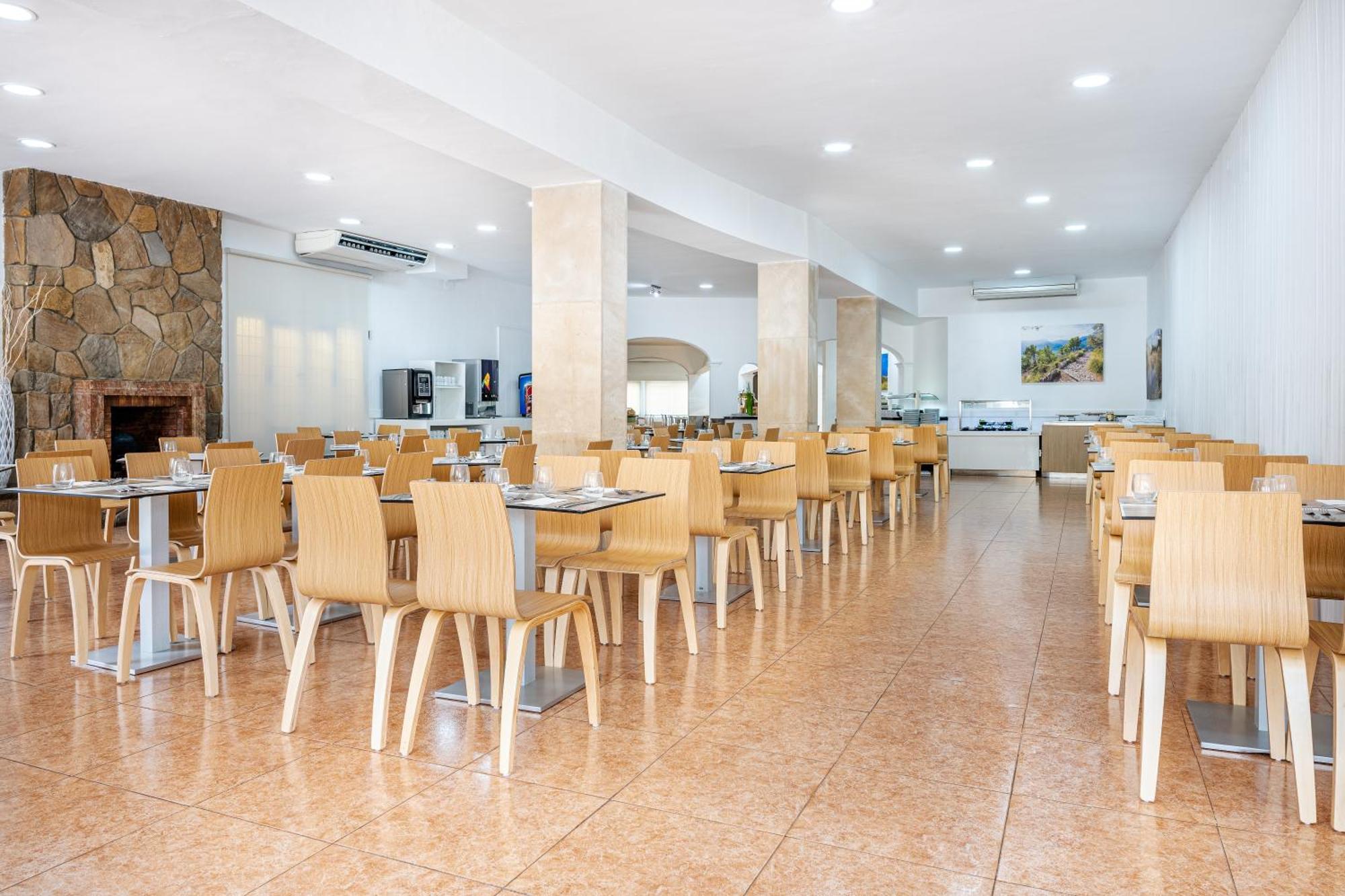 Hotel Globales Simar Cala de Sant Vicenc