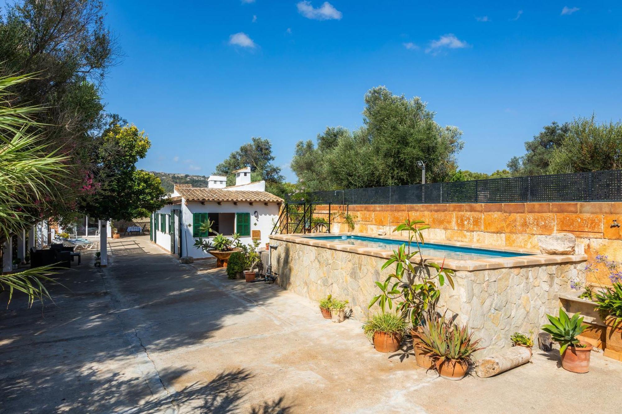 Sa Casa Des Pintor Miquel Vives 213