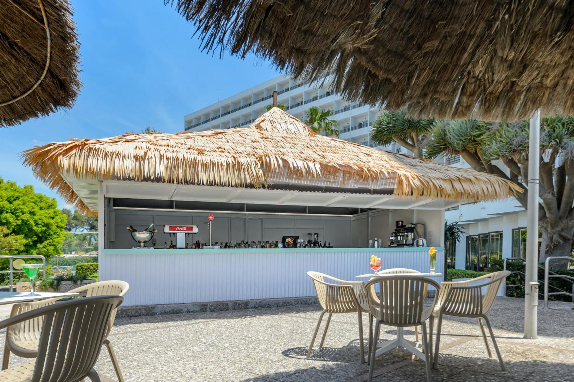 Vibra Beverly Playa Hotel 4*