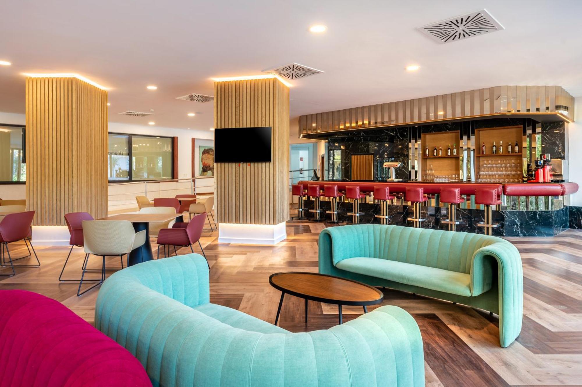 Hotel Vibra Beverly Playa 4*