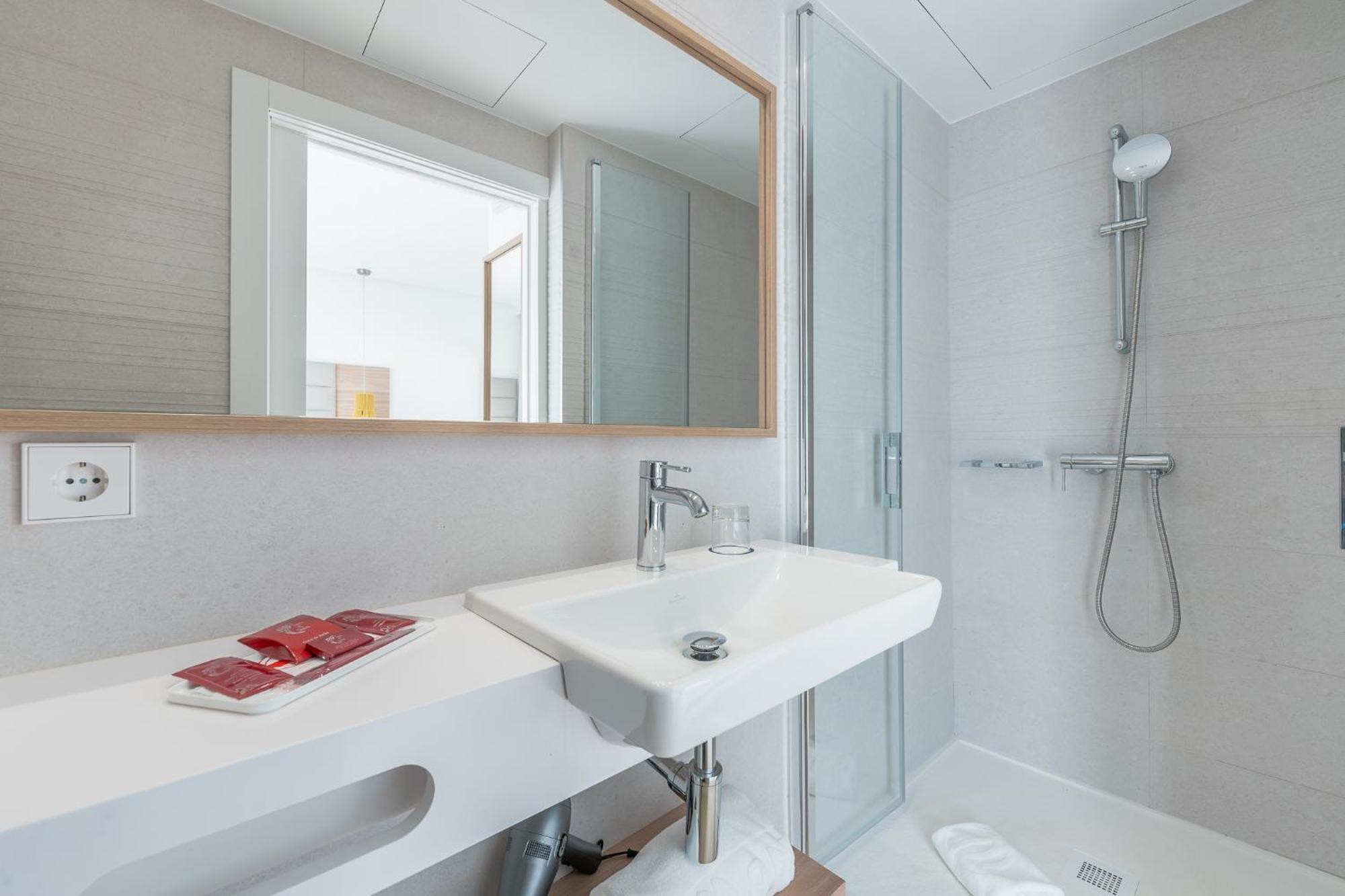 Aparthotel Leman Y