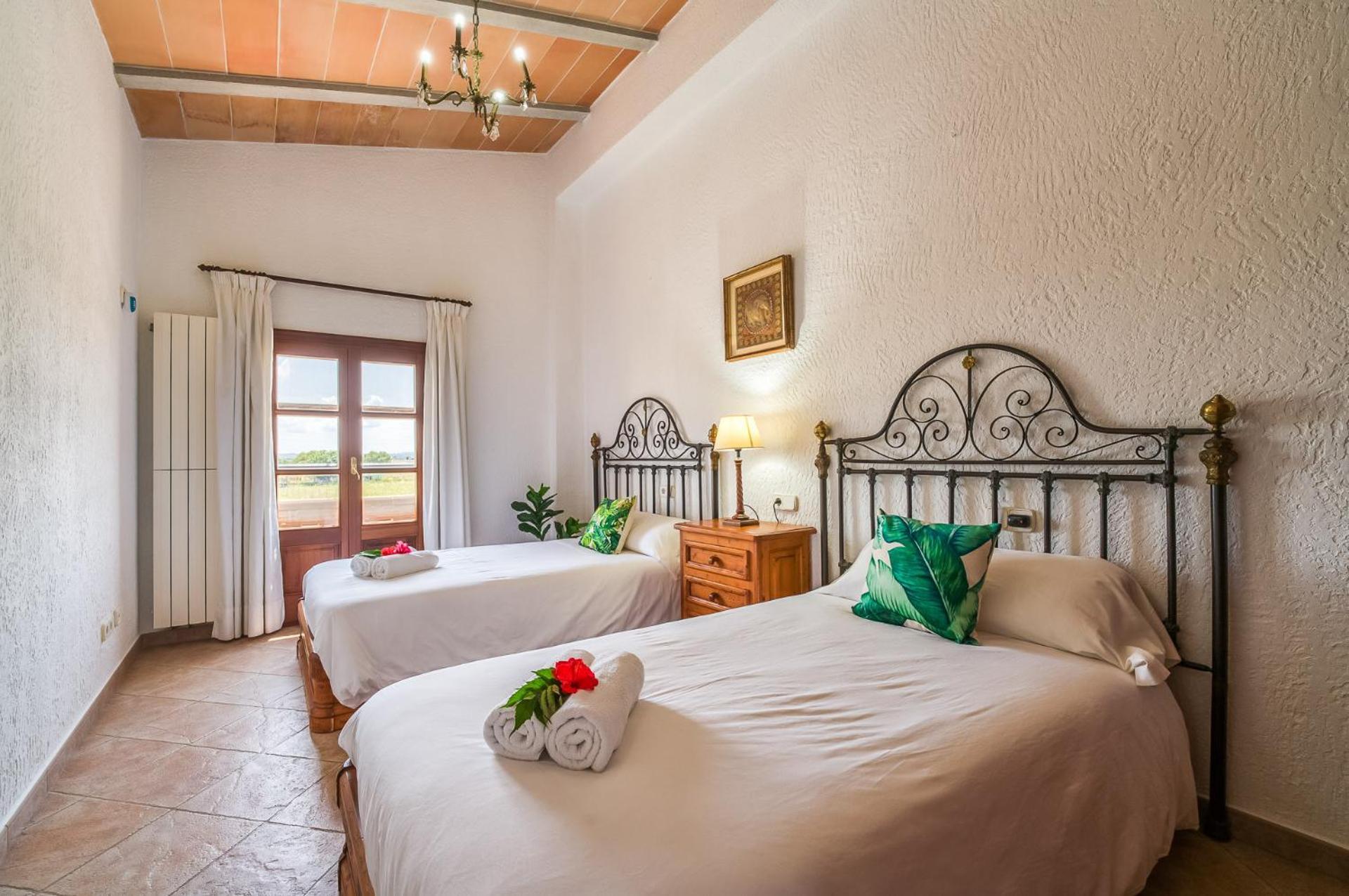 Ideal Mallorca - Gomila Casa rural Sa Pobla