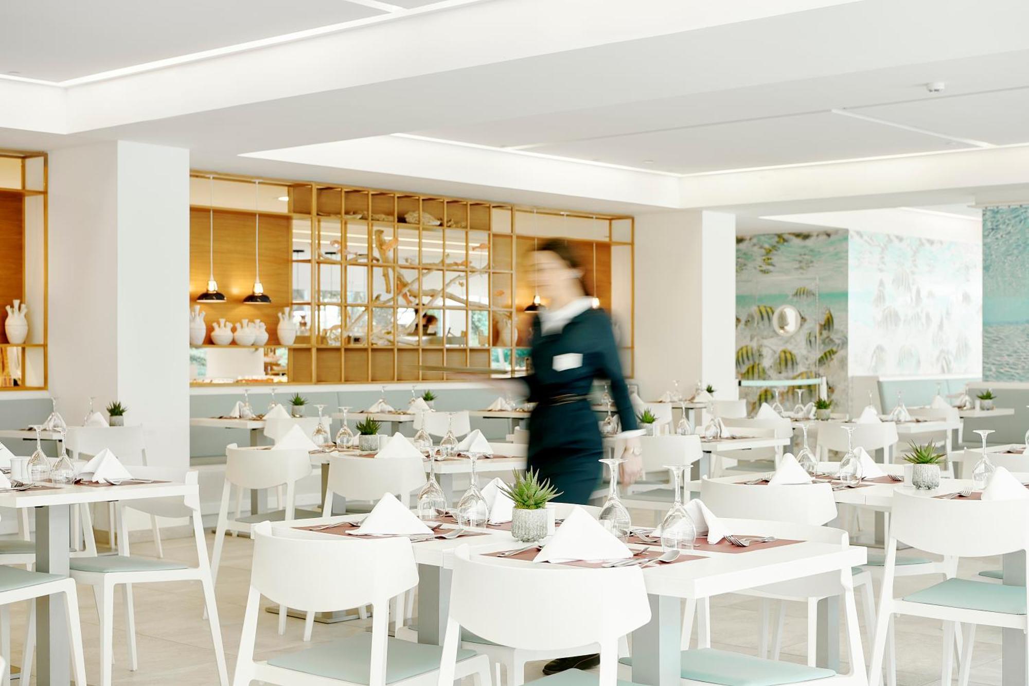 Iberostar Cristina Hotel