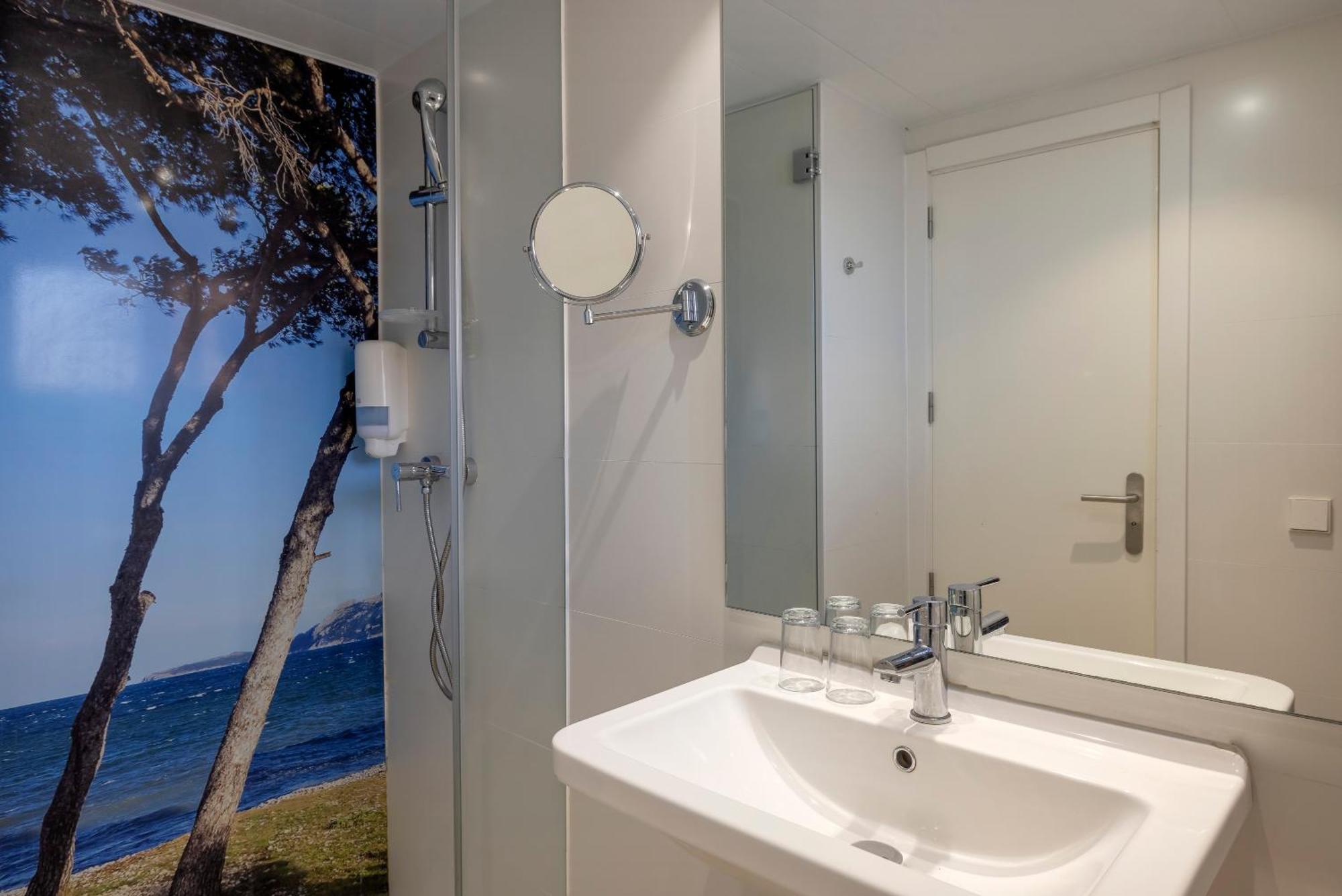 Whala!beach Hotel