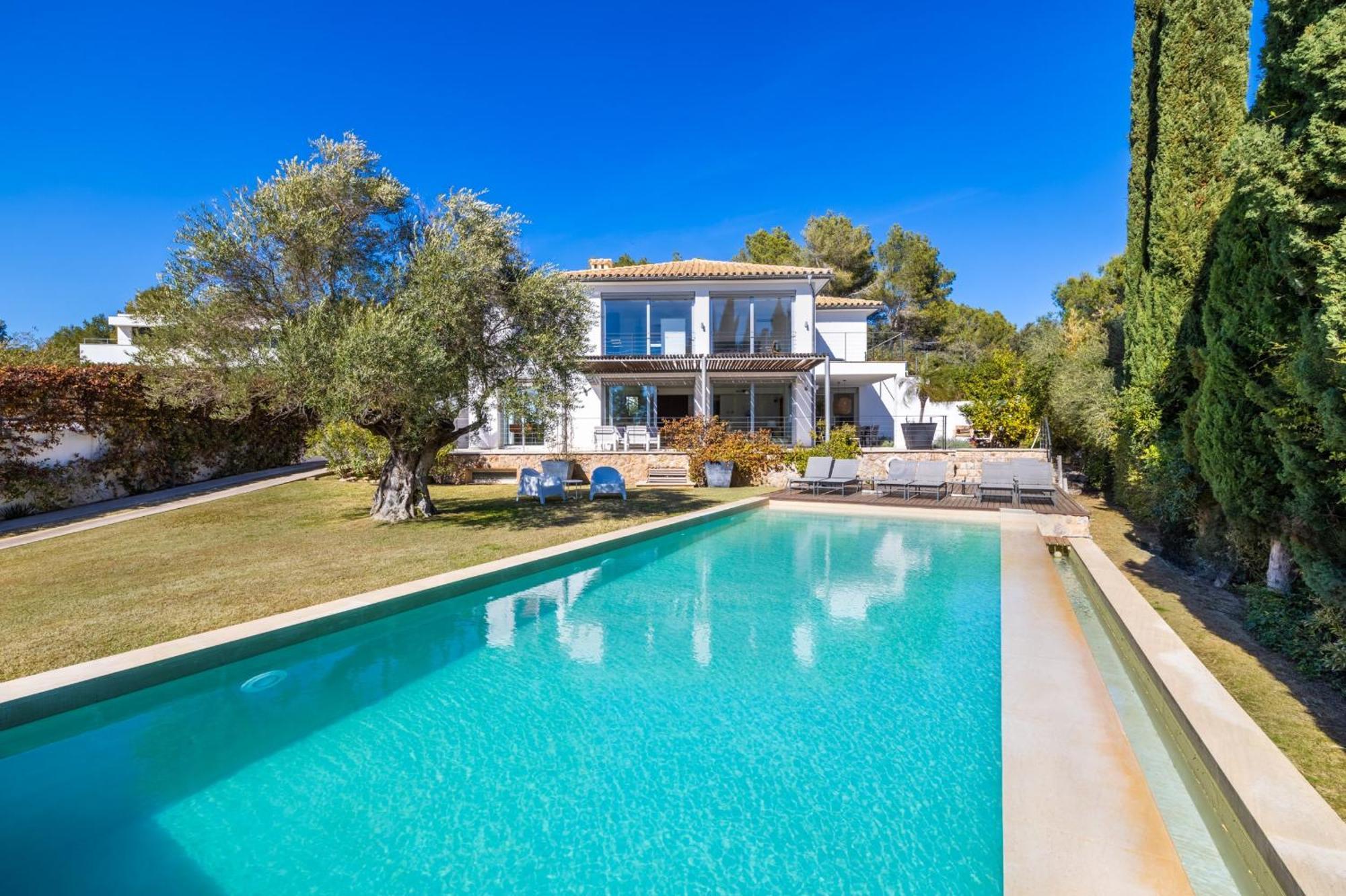 Vista Villa *