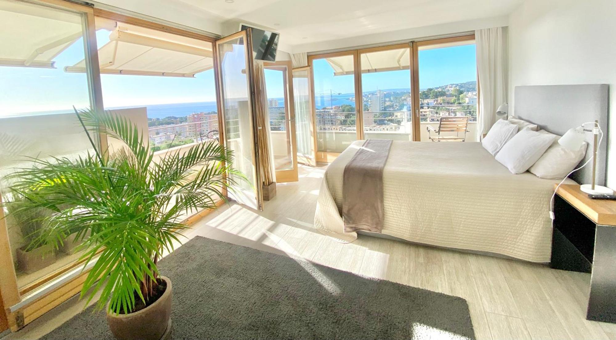 With Breathtaking Panoramic Sea And Mountain Views Apartamento