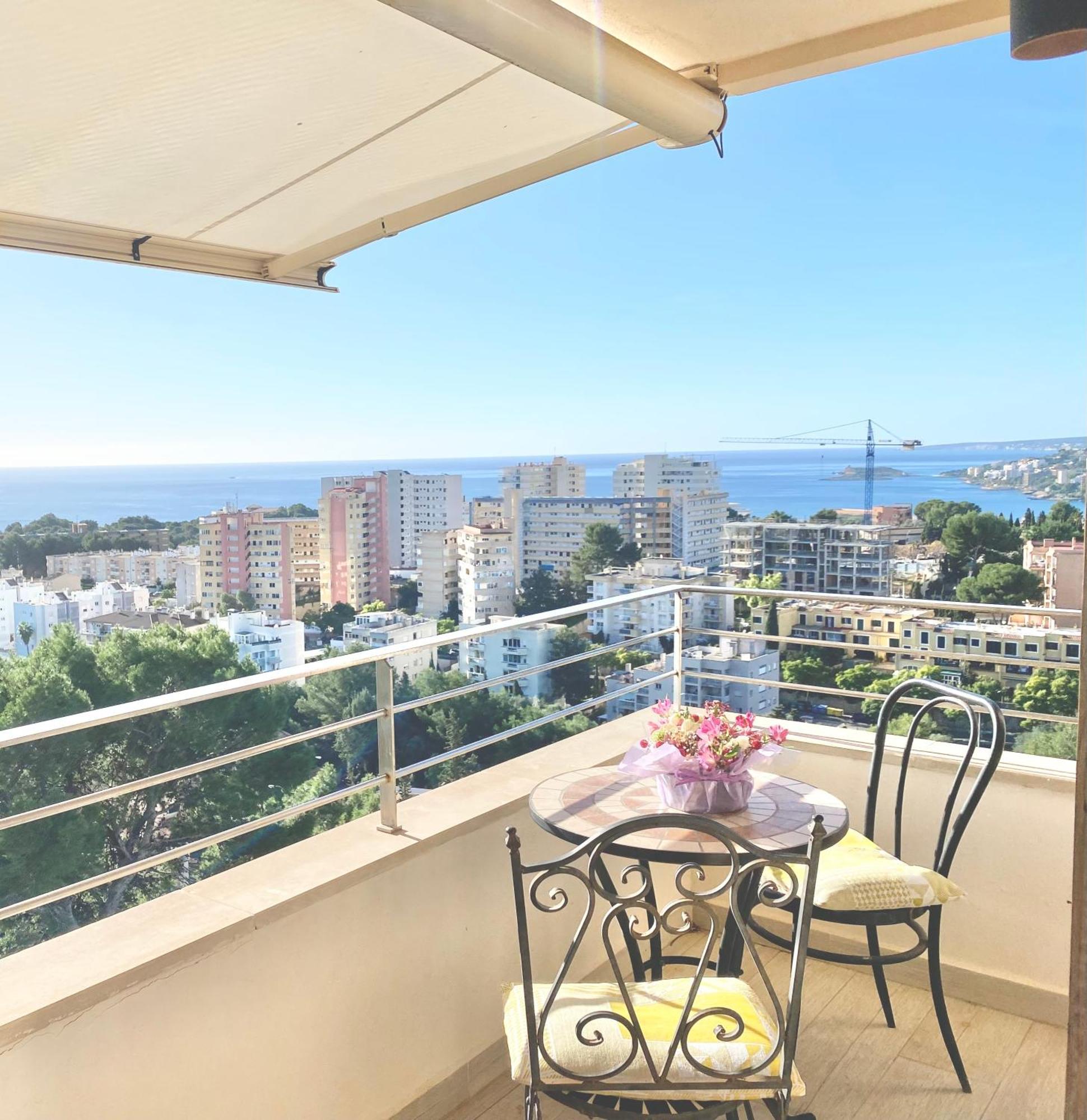 With Breathtaking Panoramic Sea And Mountain Views Apartamento