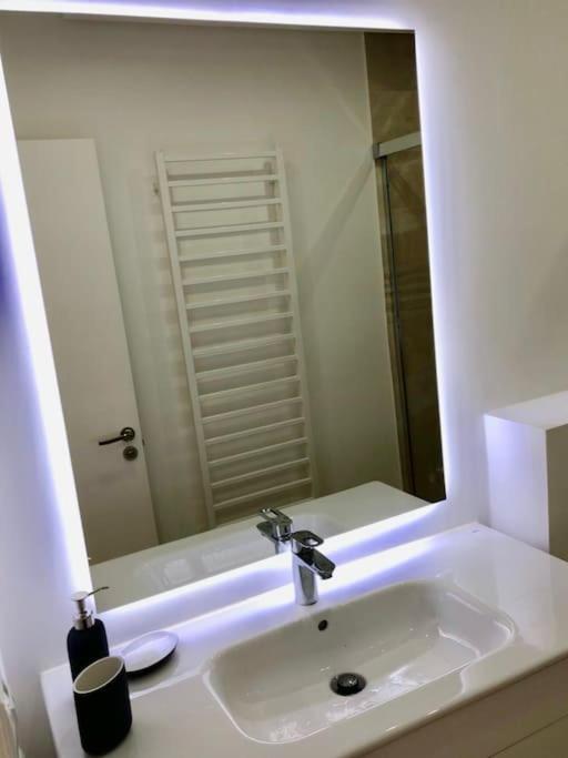 Apartment State Of The Art *