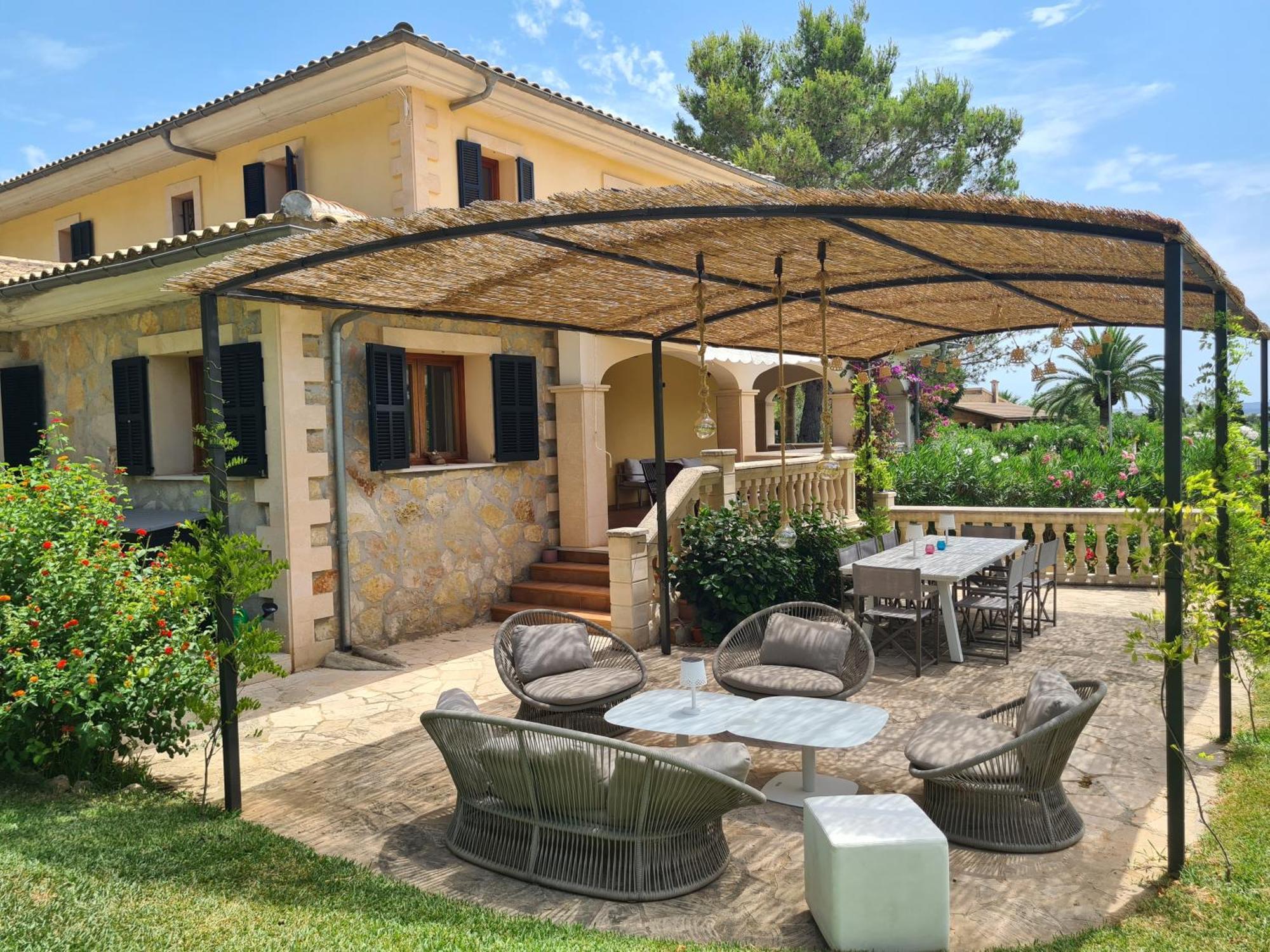 Jacelia Villa