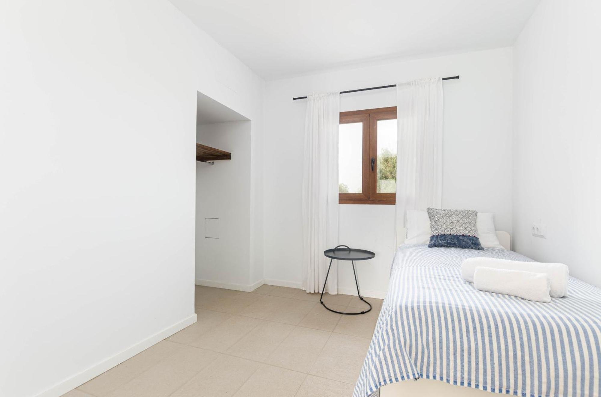 Yourhouse Carrera Plana * María de la Salud