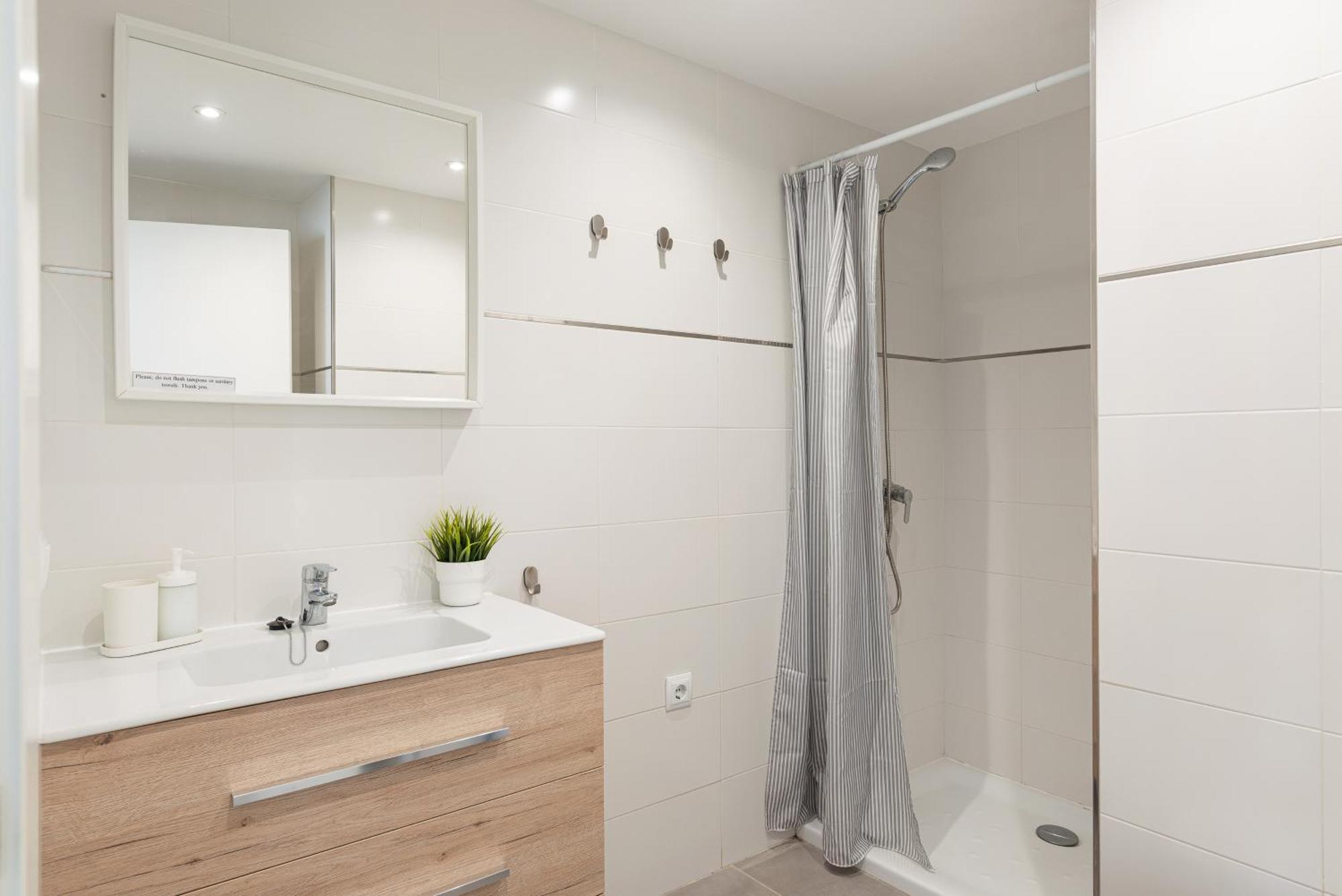 Concha Junto A Playa, Clavells 1 1er D Apartamento *