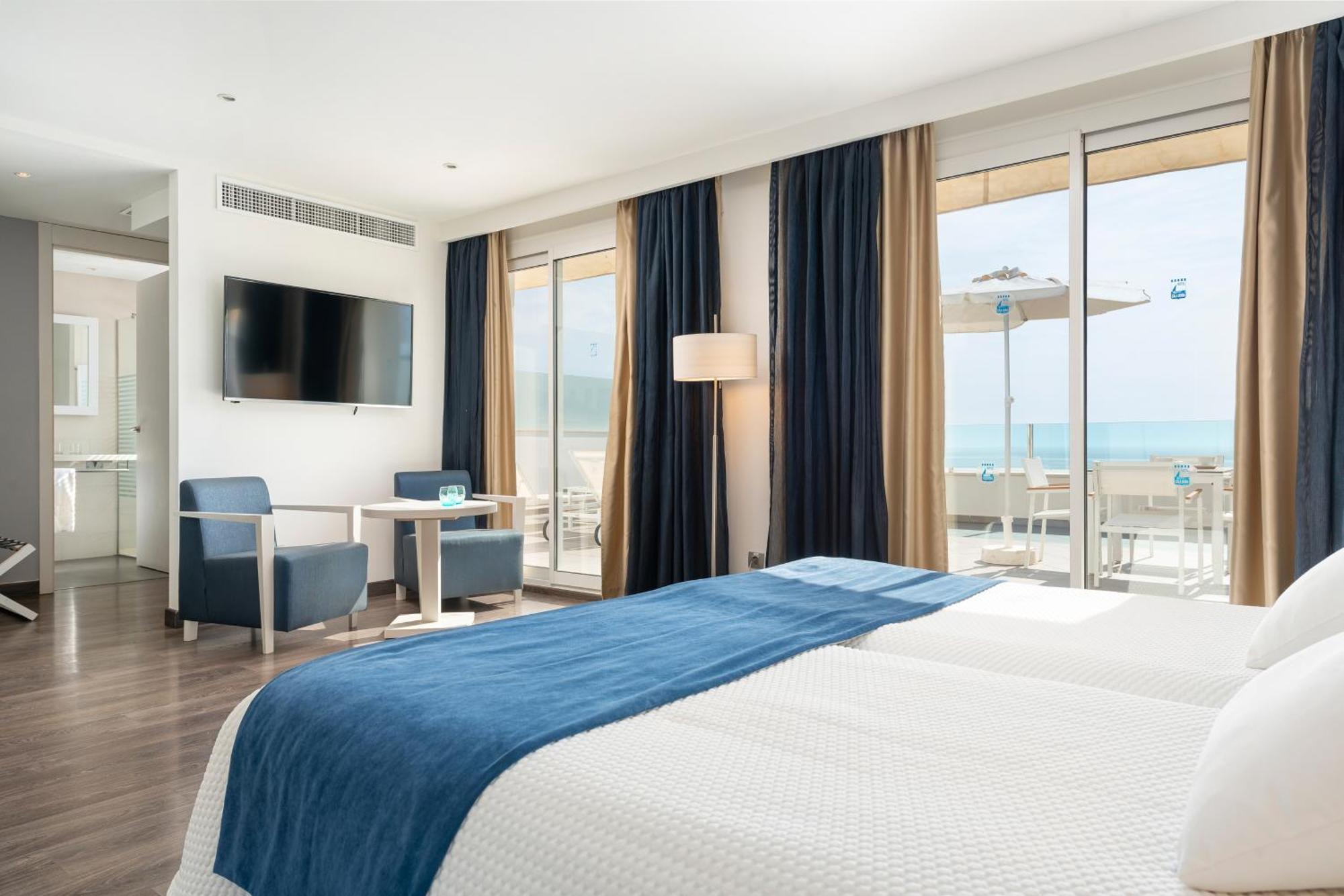Cala Bona Hotel