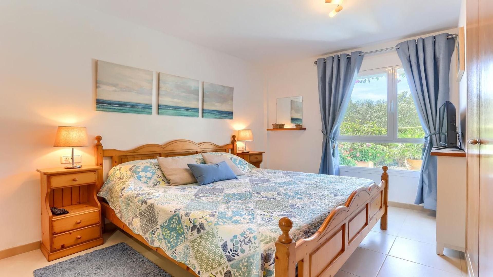 Bellresguard Garden Flat C *