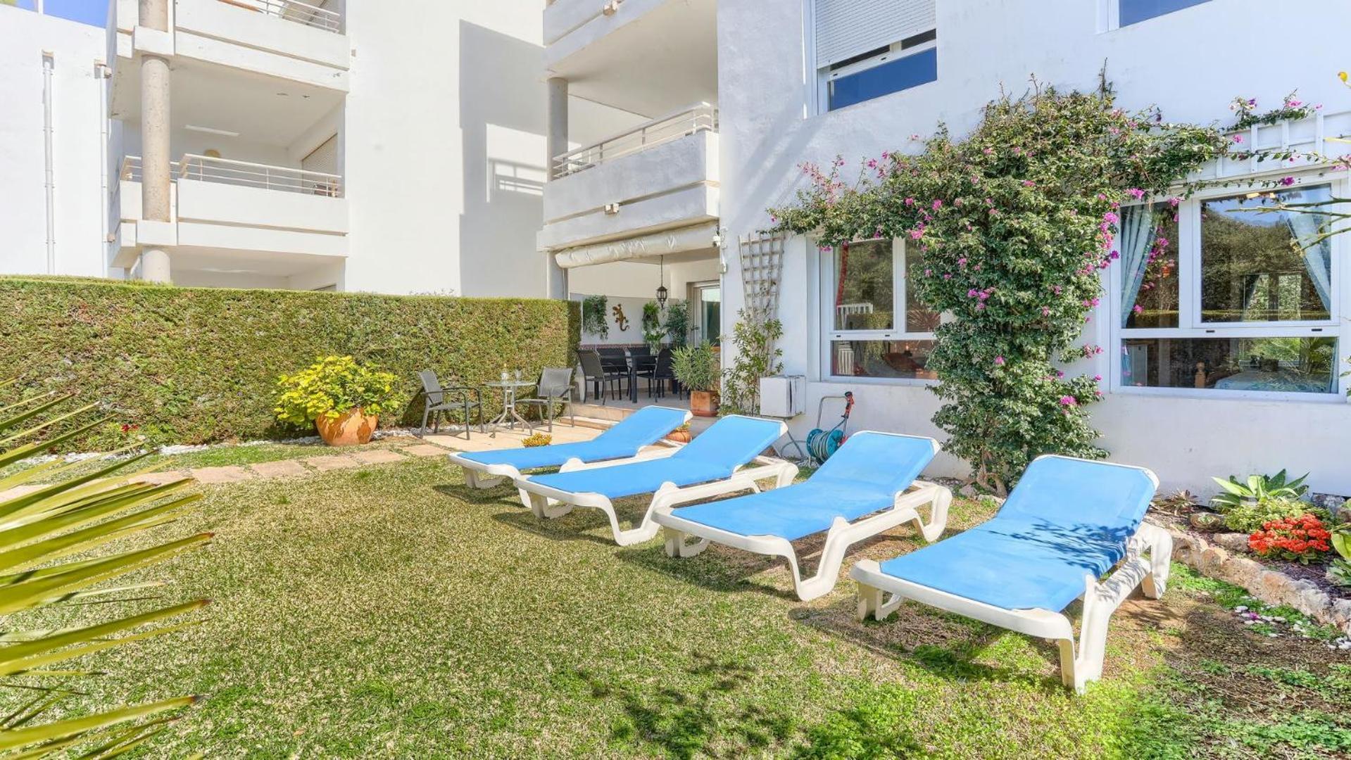 Bellresguard Garden Flat C *