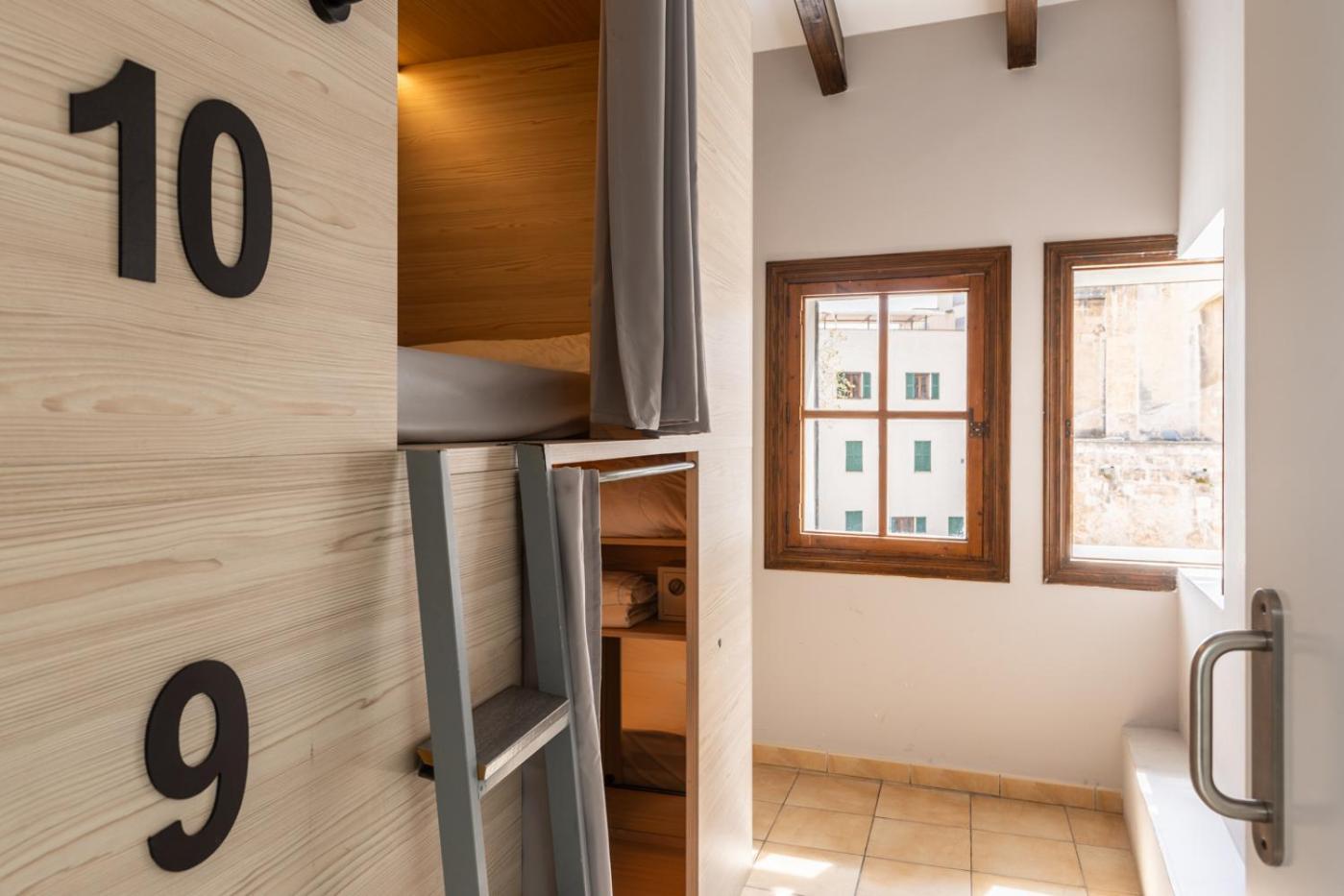 Hostal El Josemari Youth - Juvenil