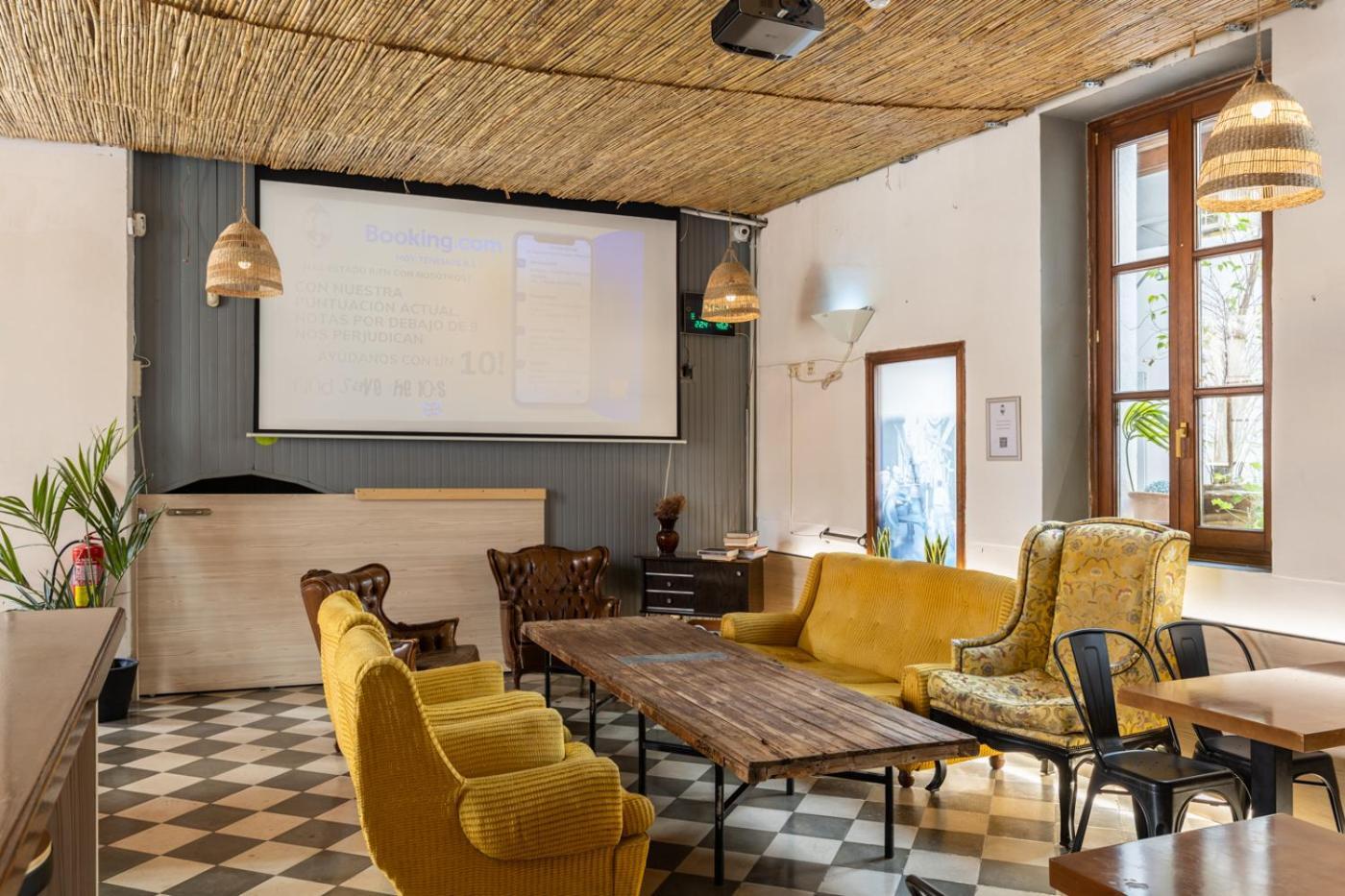 Hostal El Josemari Youth - Juvenil