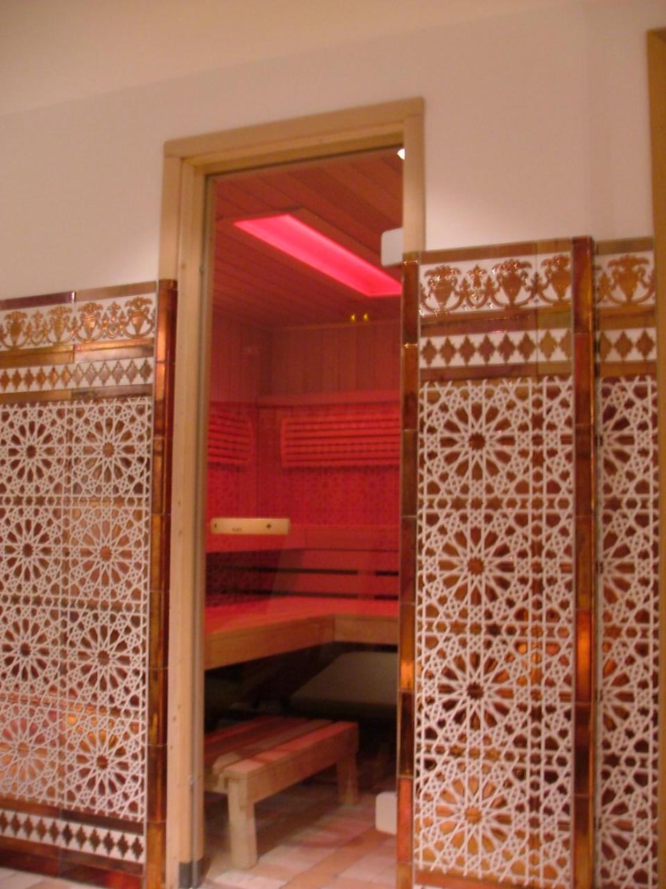 Cala Hotel