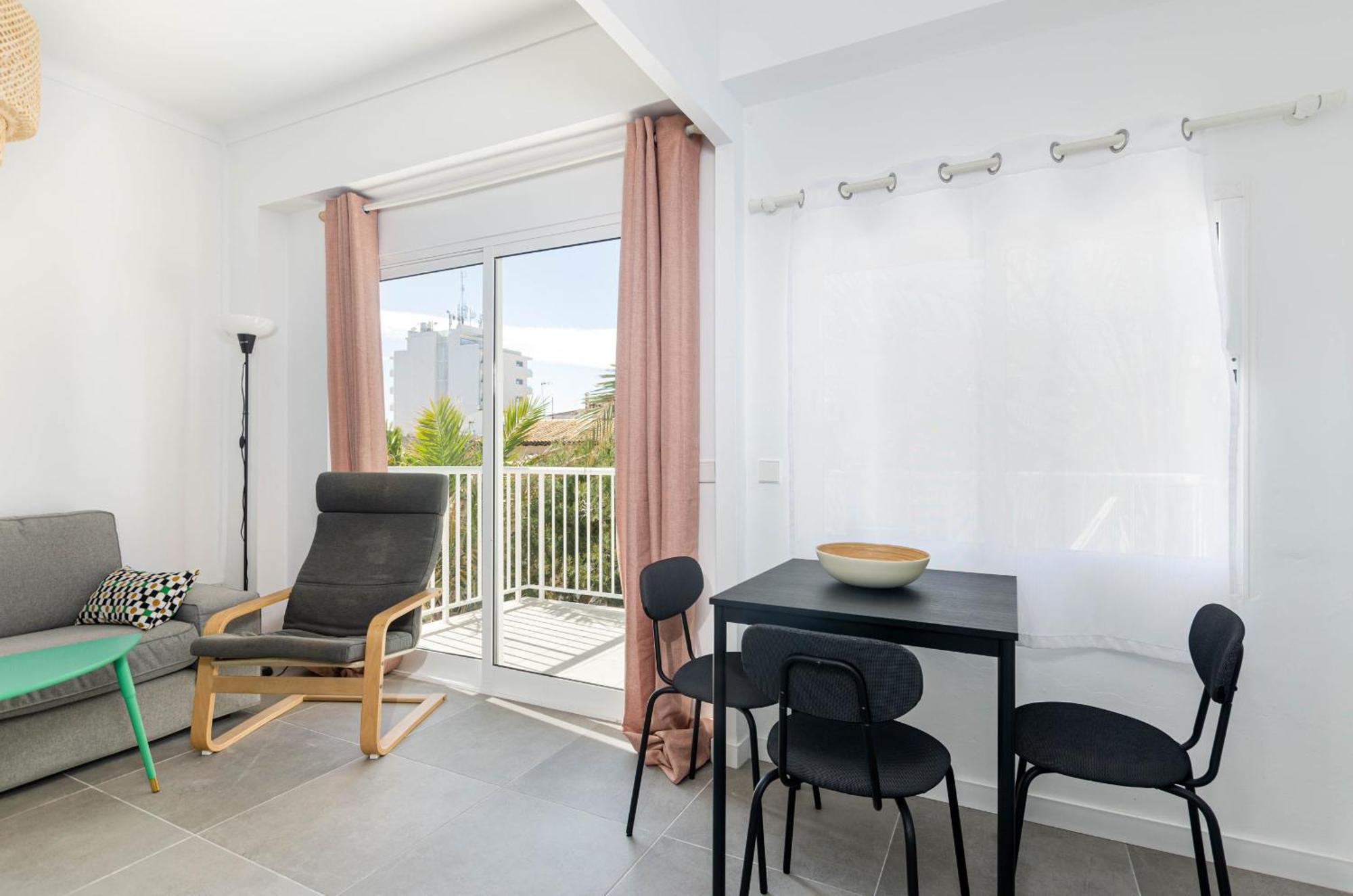 Yourhouse Monges With Balcony * Can Picafort (Mallorca)