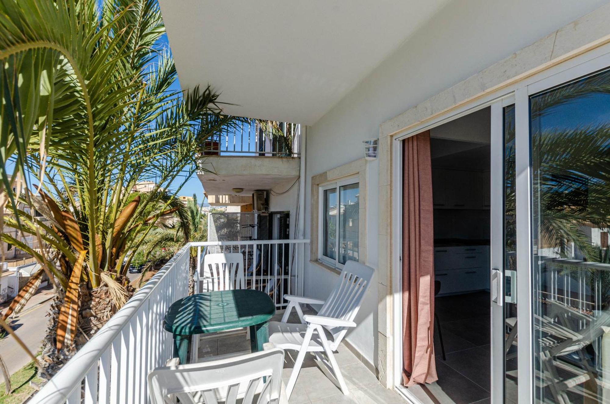 Yourhouse Monges With Balcony