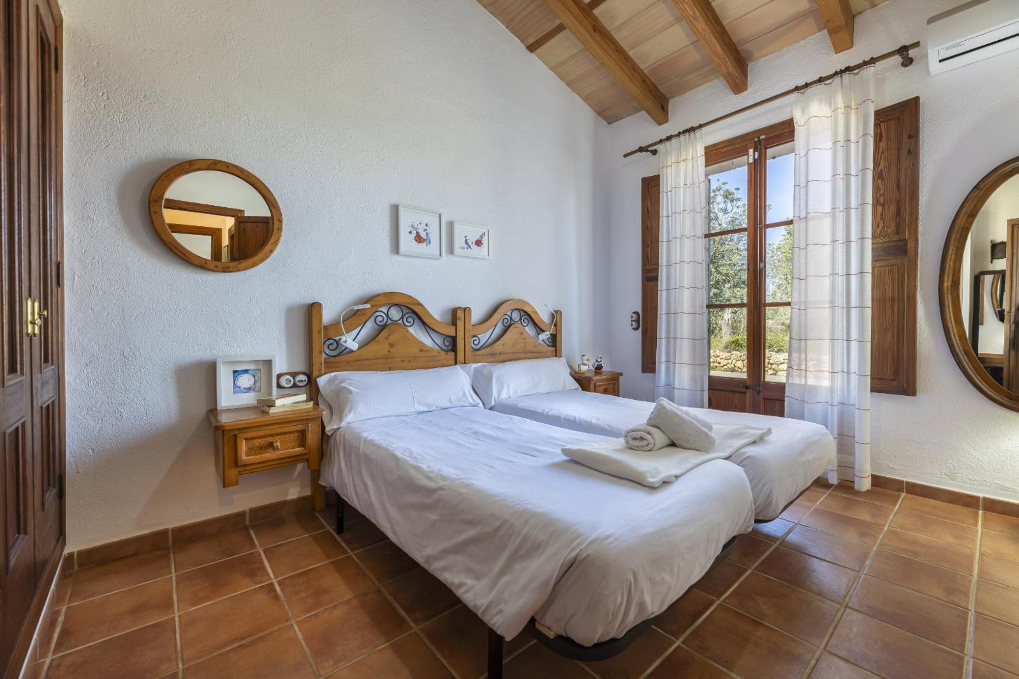 Sa Torreta Country house *