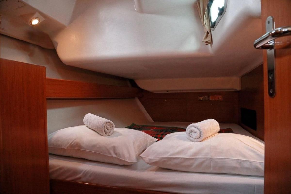 Velero Beneteau Cyclades 43.4 Hotel en barco Palma de Mallorca