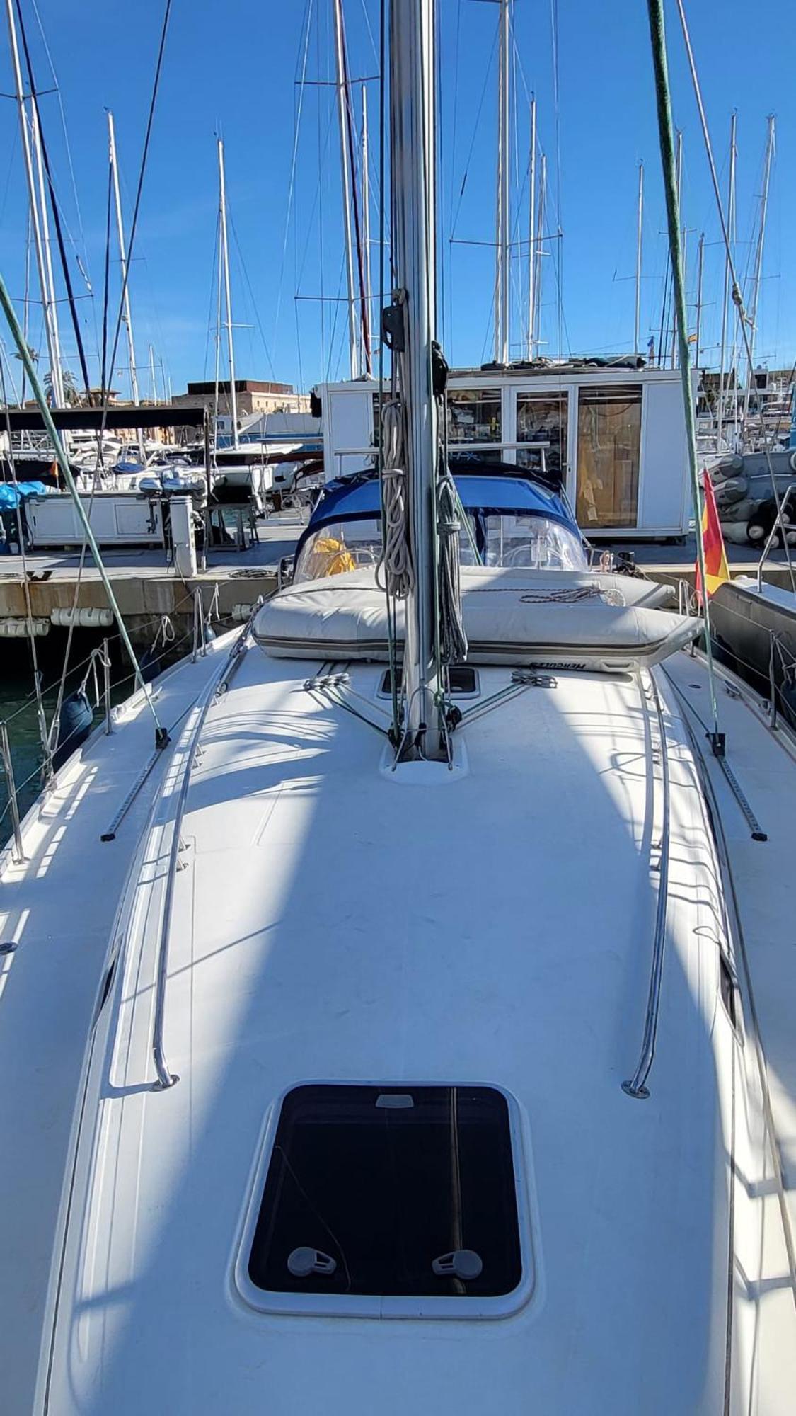 Hotel en barco Velero Beneteau Cyclades 43.4 Palma de Mallorca