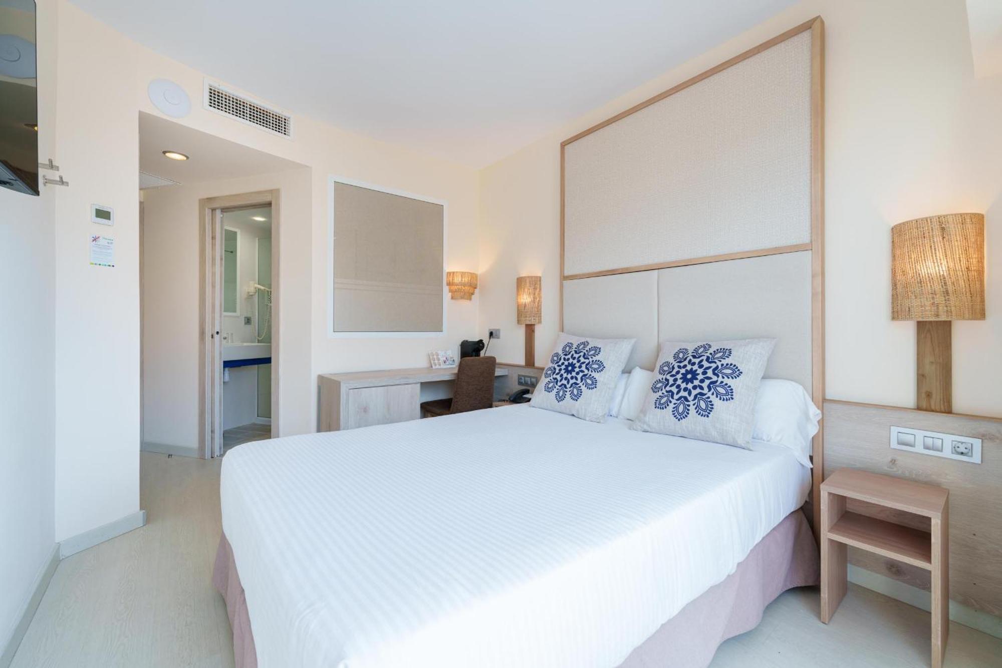 Ferrer Janeiro & Hotel 4*