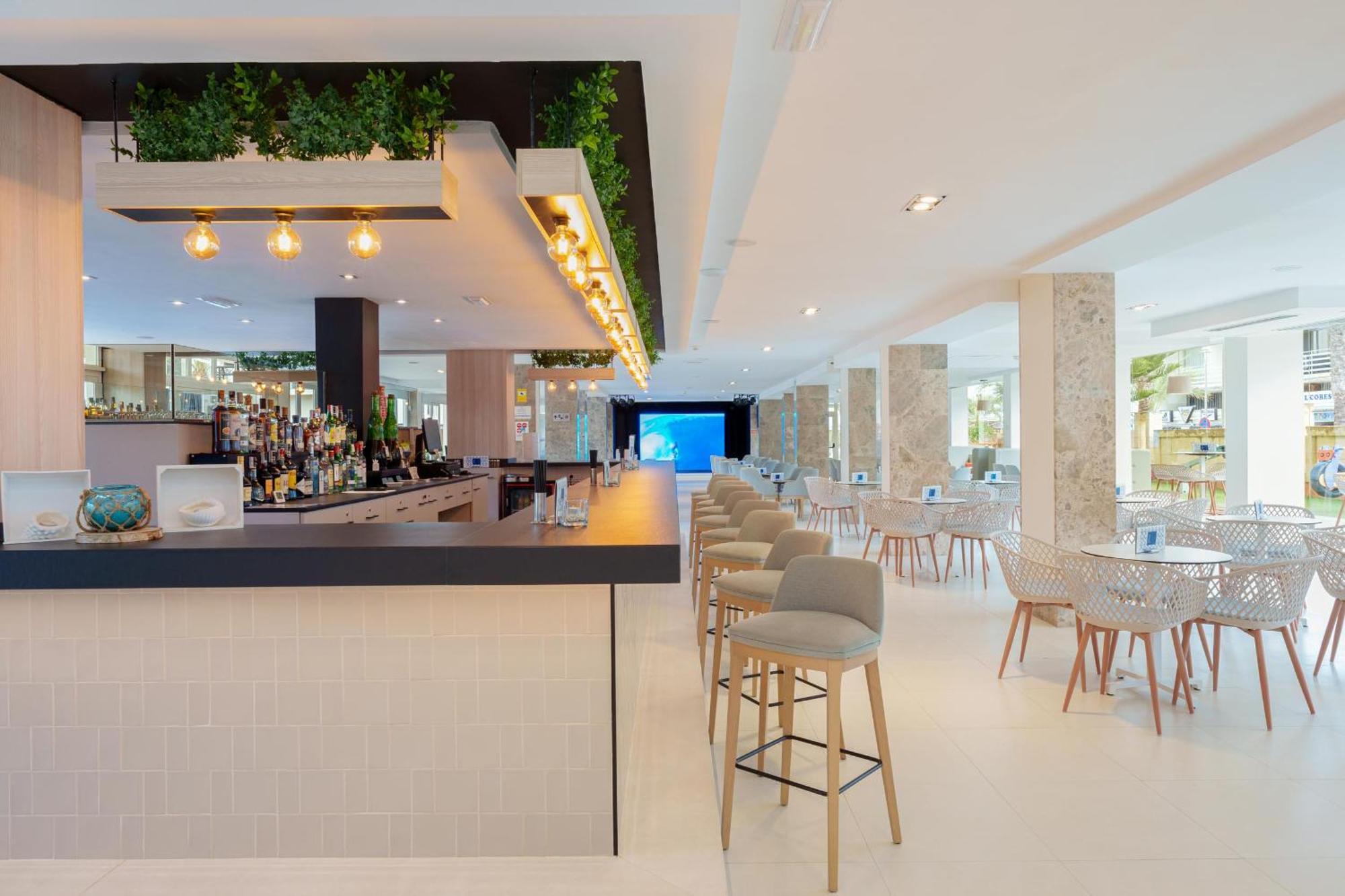 Ferrer Janeiro & Hotel