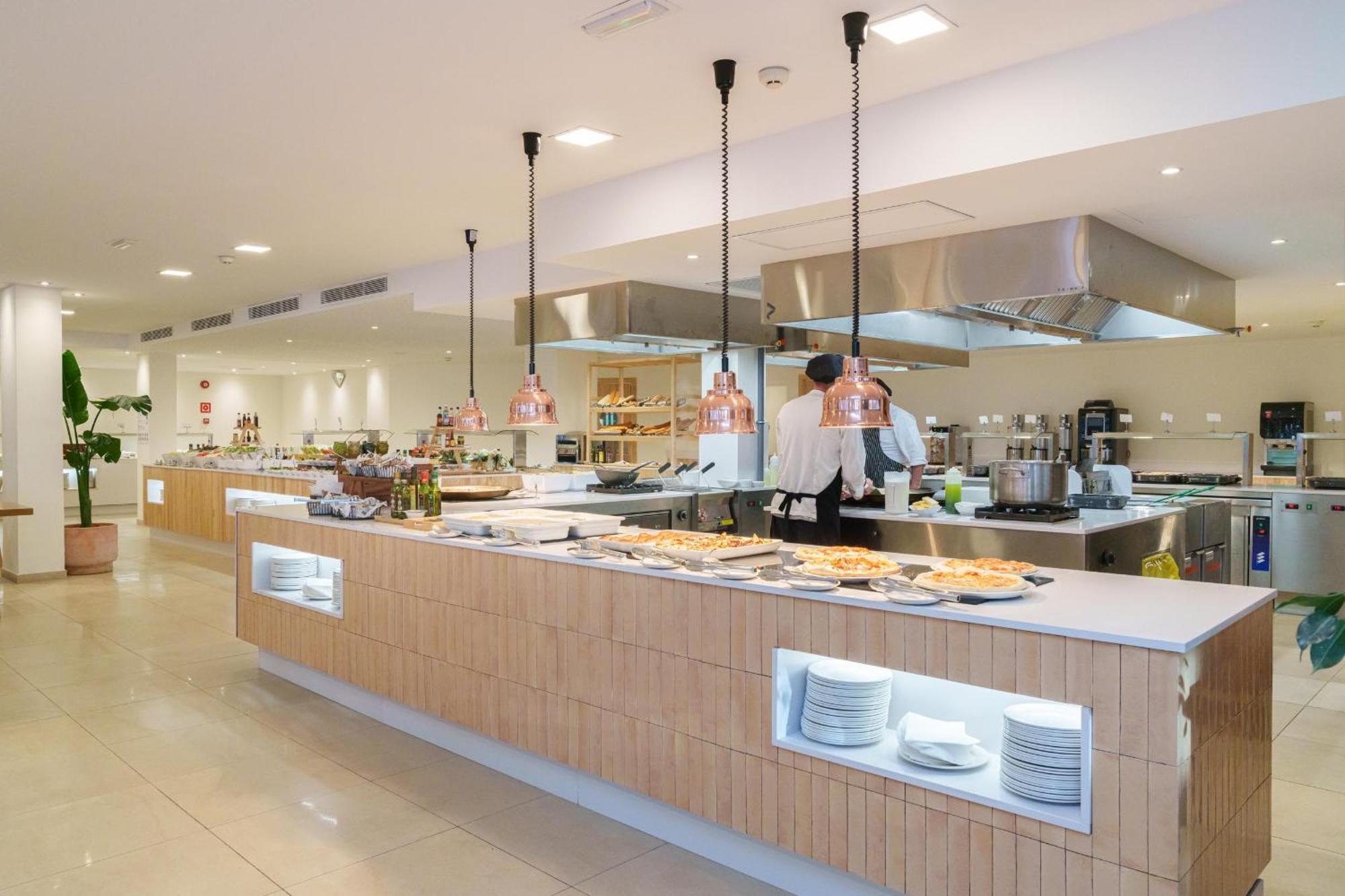 Ferrer Janeiro & 4* Can Picafort (Mallorca)