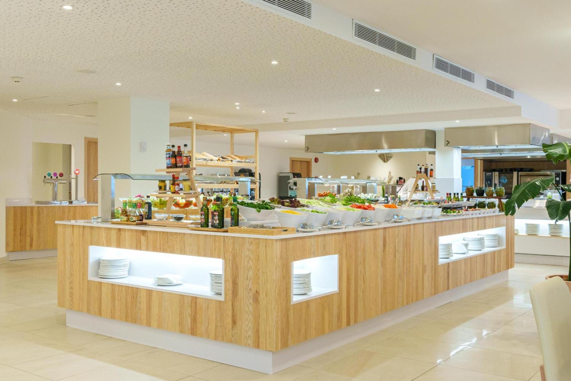Ferrer Janeiro & Hotel 4*