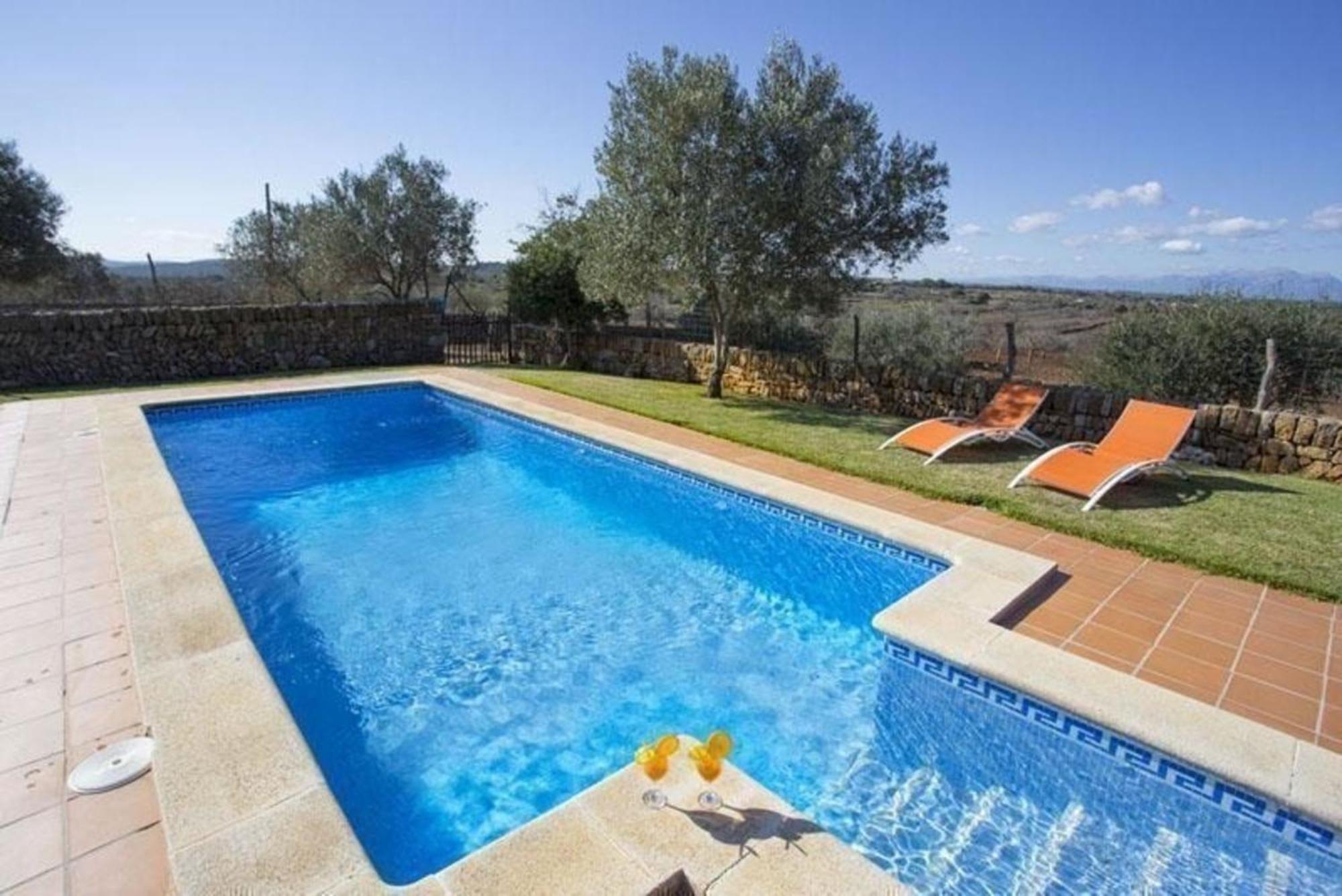 Inez Mit Pool Auf Mallorca Сasa de vacaciones Santa Margalida
