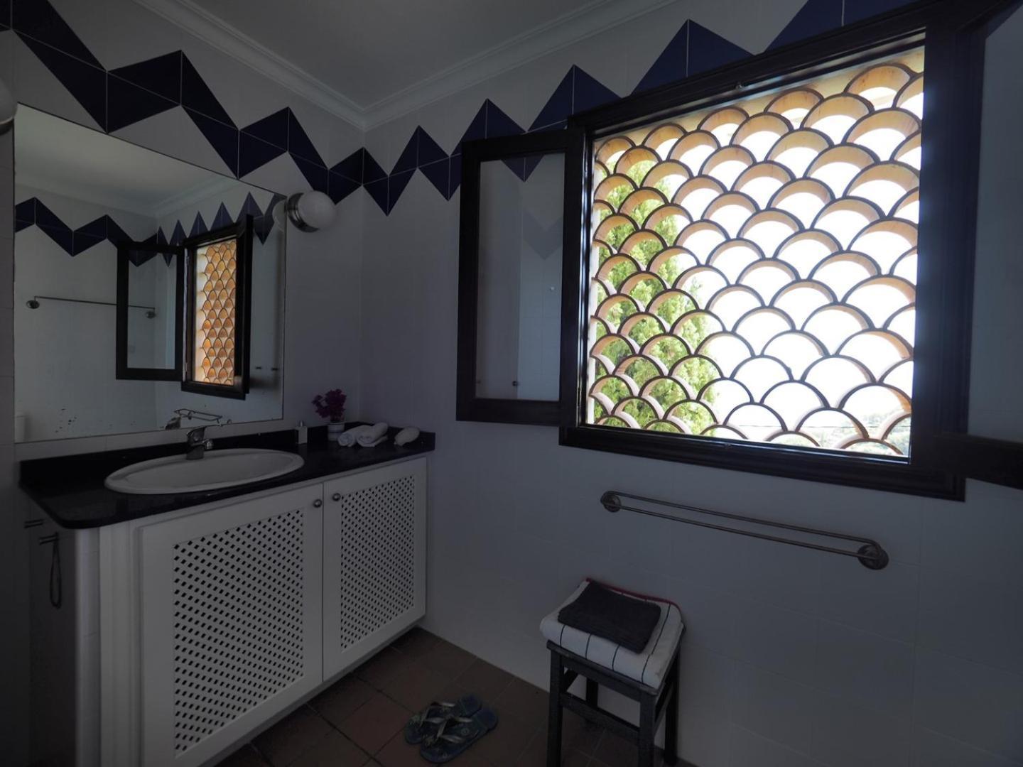 Meervilla Mallorca - Charmantes Ferienhaus Mit Phantastischem Meerblick In Canyamel