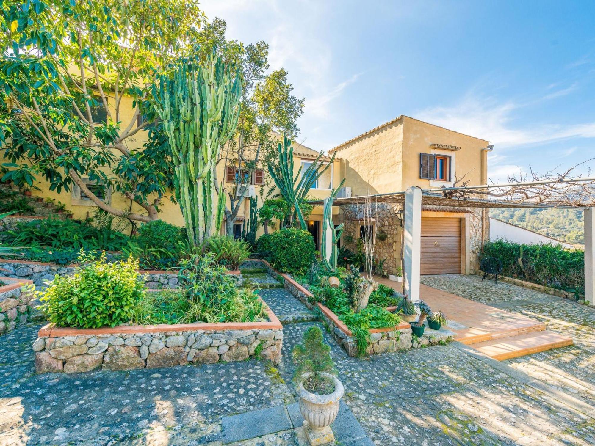 Coste Moragues - With Private Pool Villa