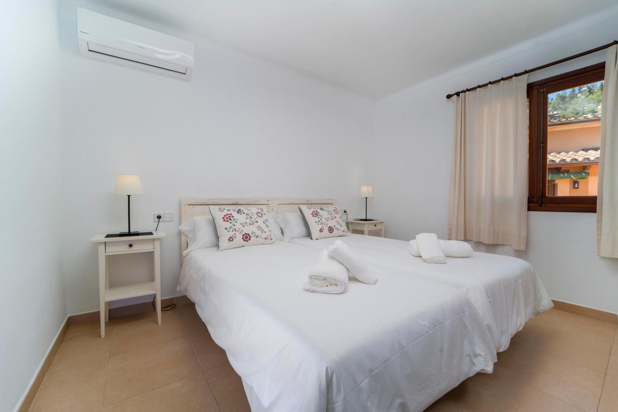 Townhouse Lleo 72 By Homevillas360 Pollenca