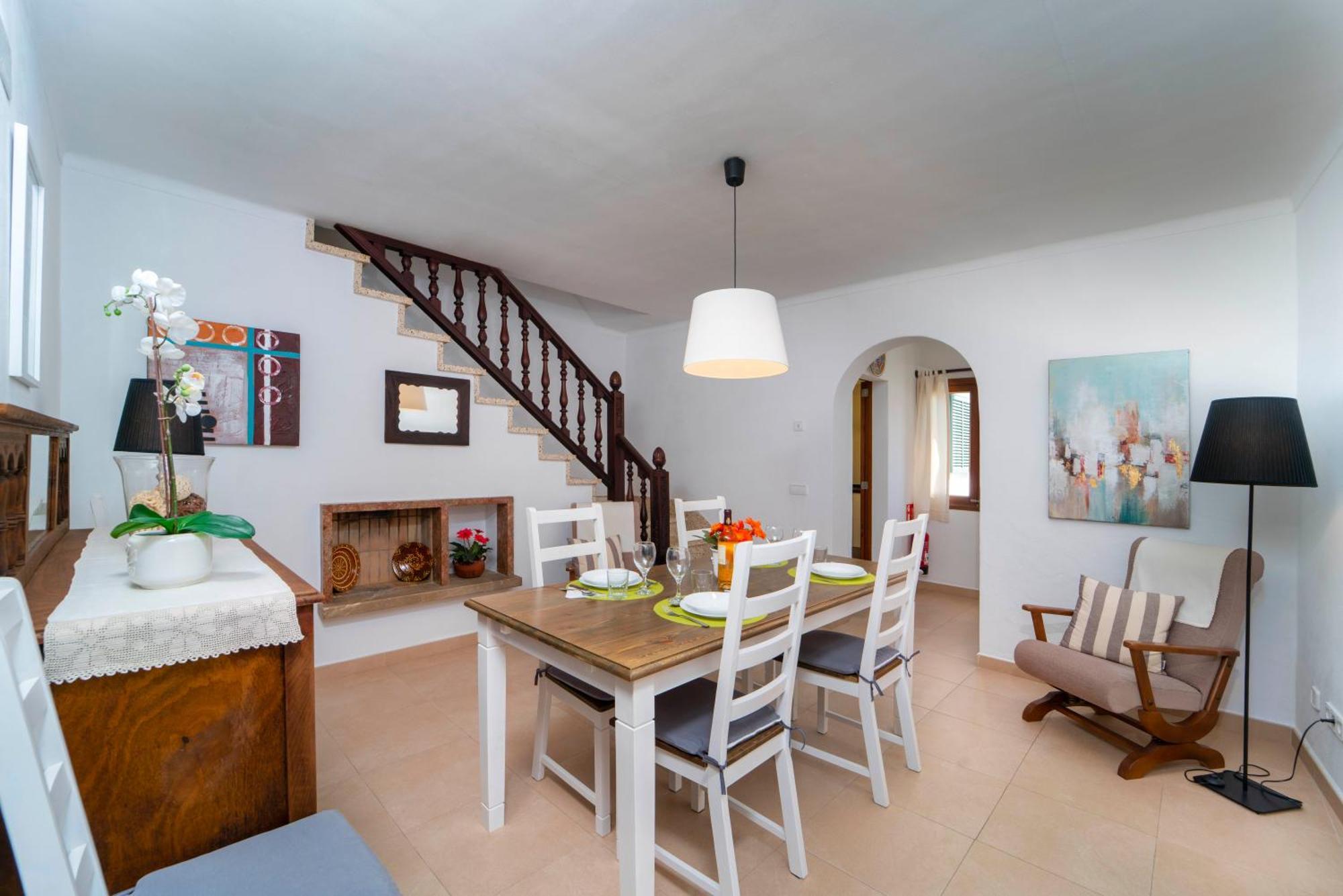 Townhouse Lleo 72 By Homevillas360 Pollenca
