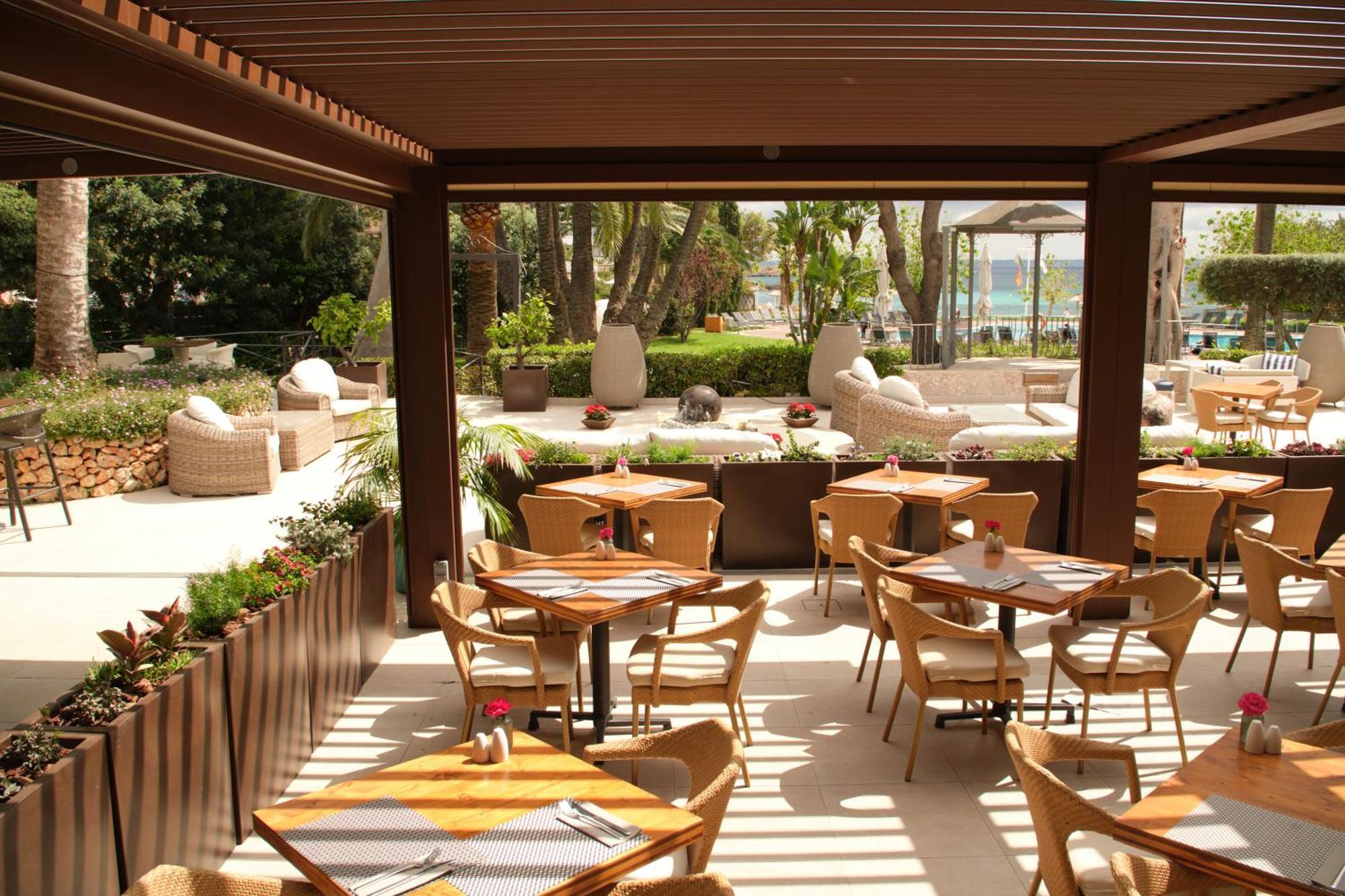Son Caliu Oasis Hotel 4*