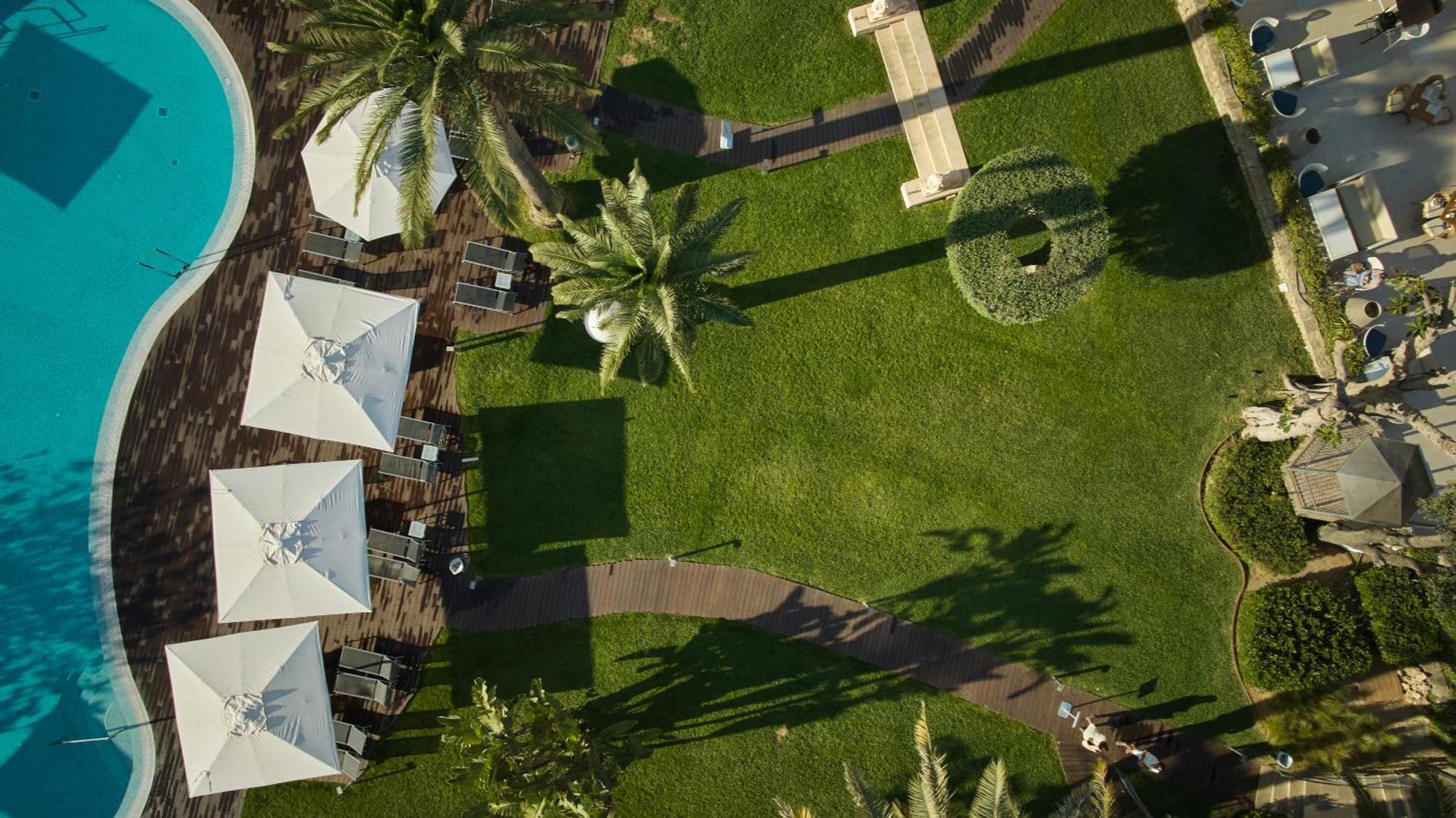 Hotel Son Caliu Oasis 4*