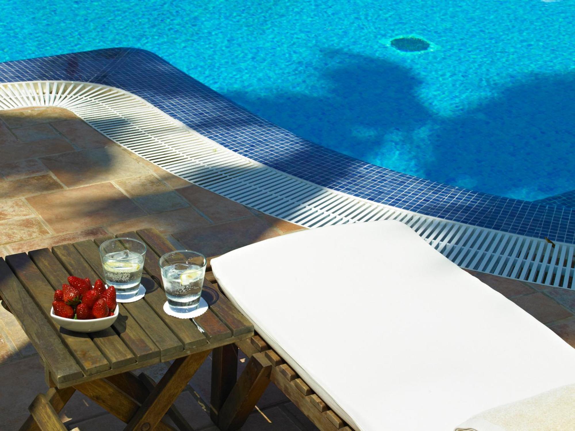 Hotel Cala Sant Vicenc - Adults Only 4*