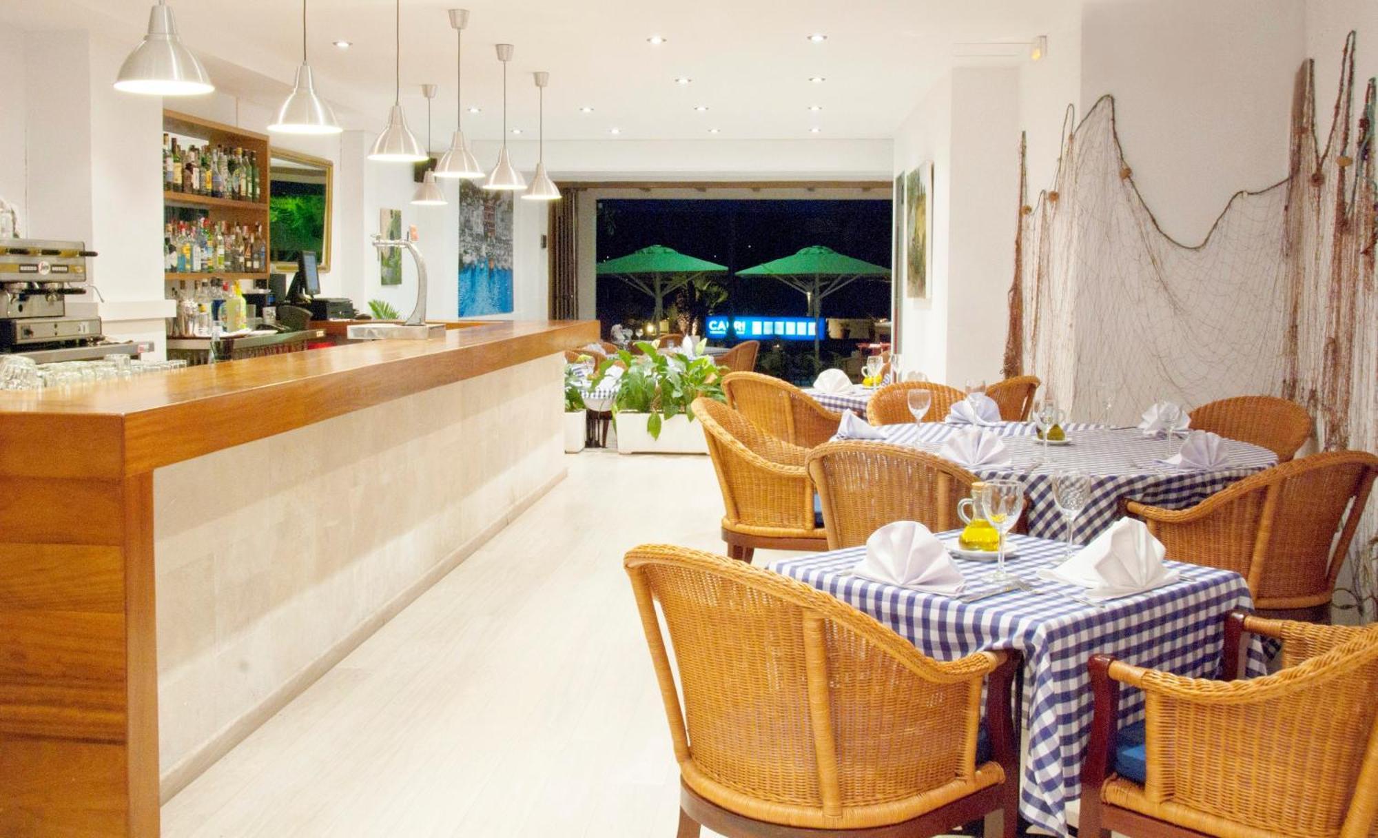 Capri Hotel