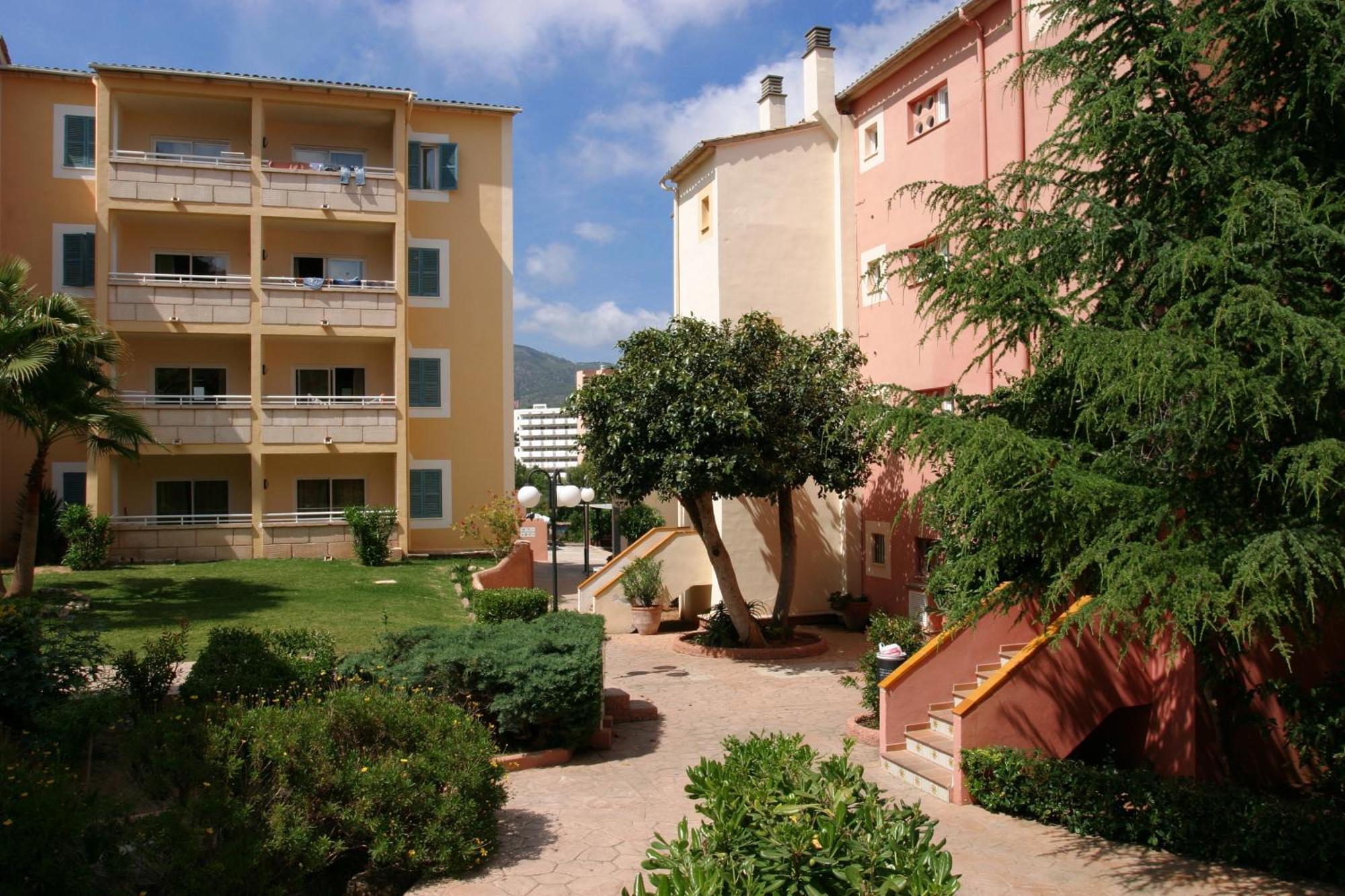 Apartahotel Aquasol 3*